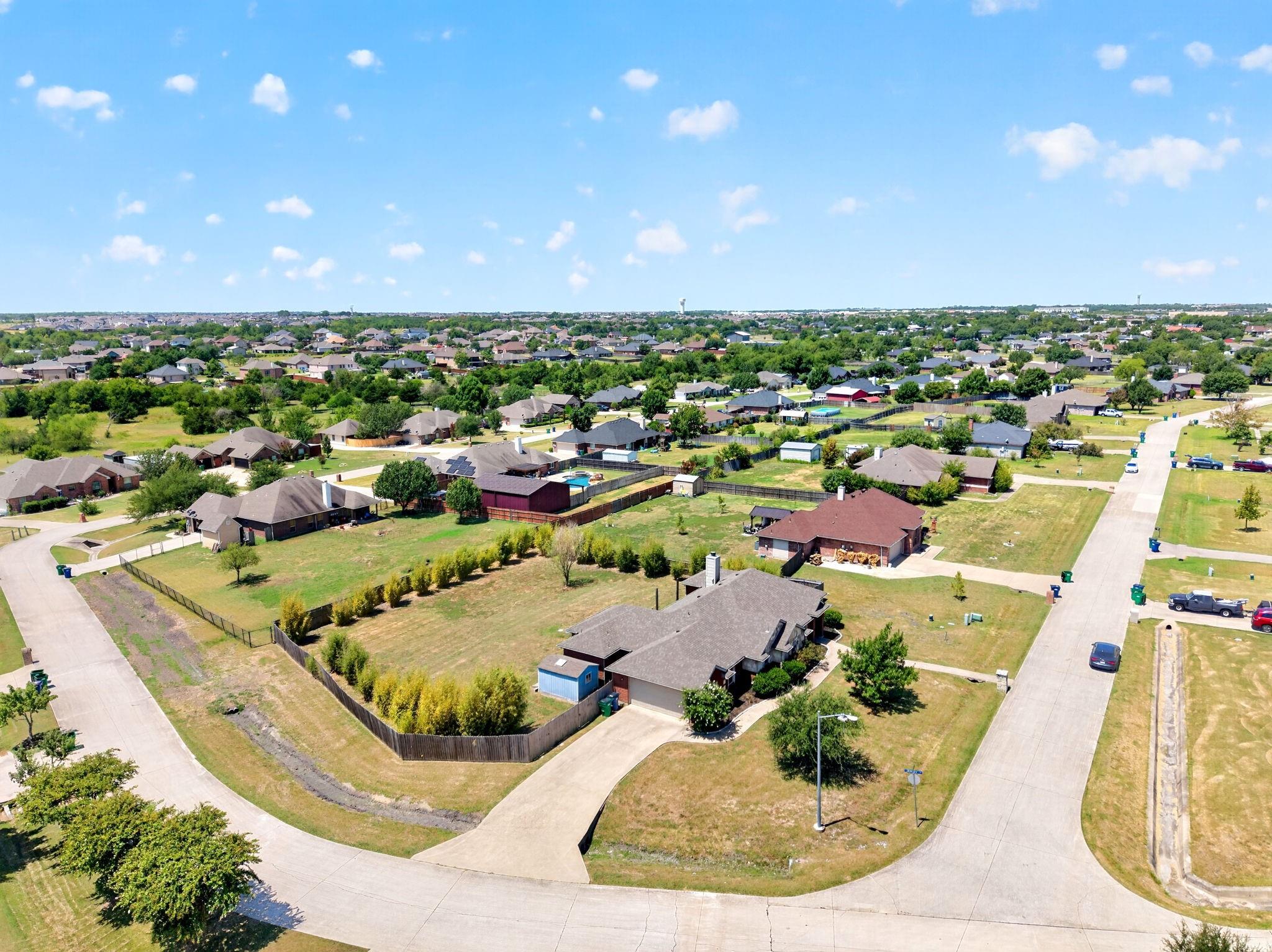 main property photo 32