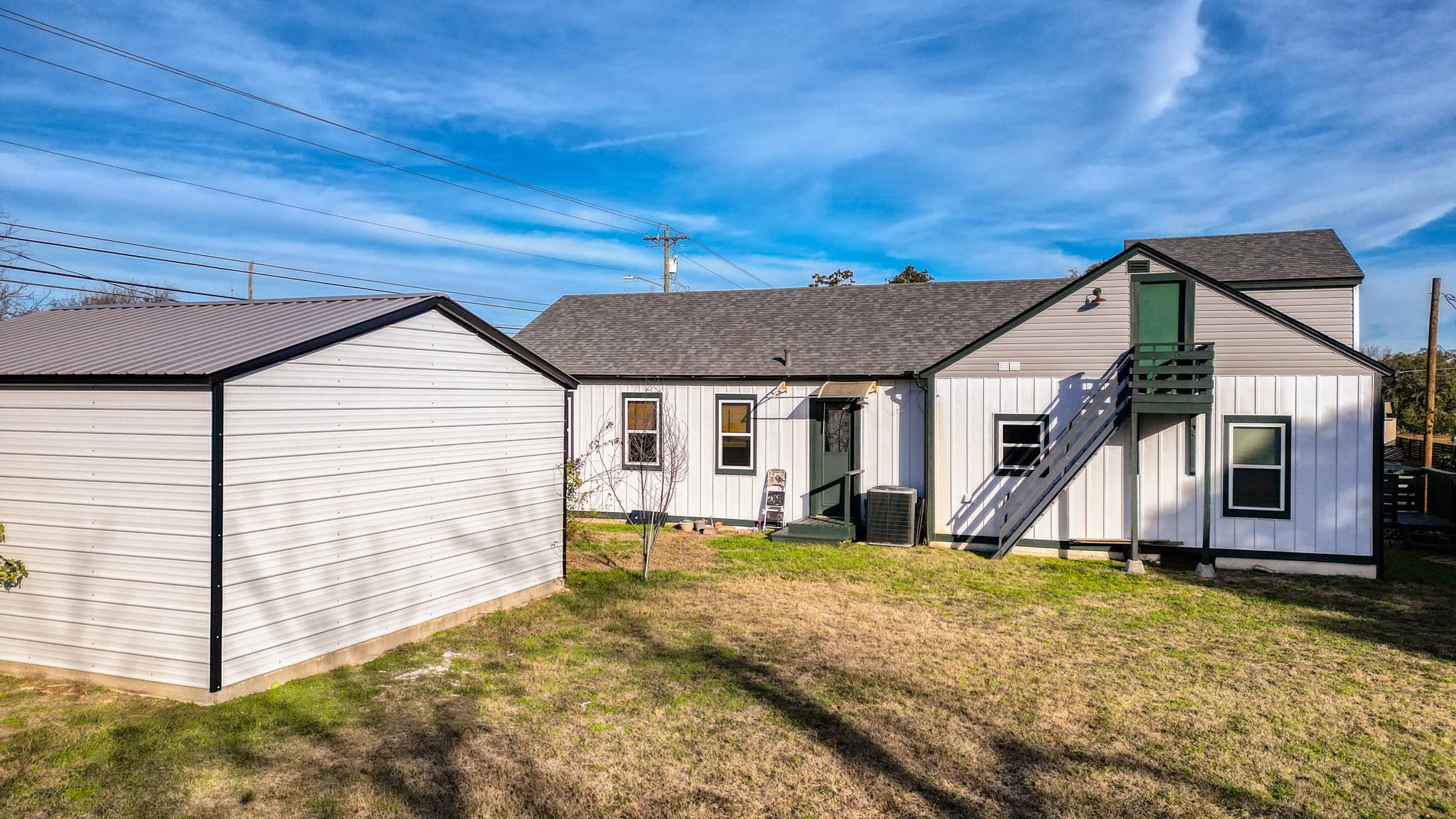 main property photo 22