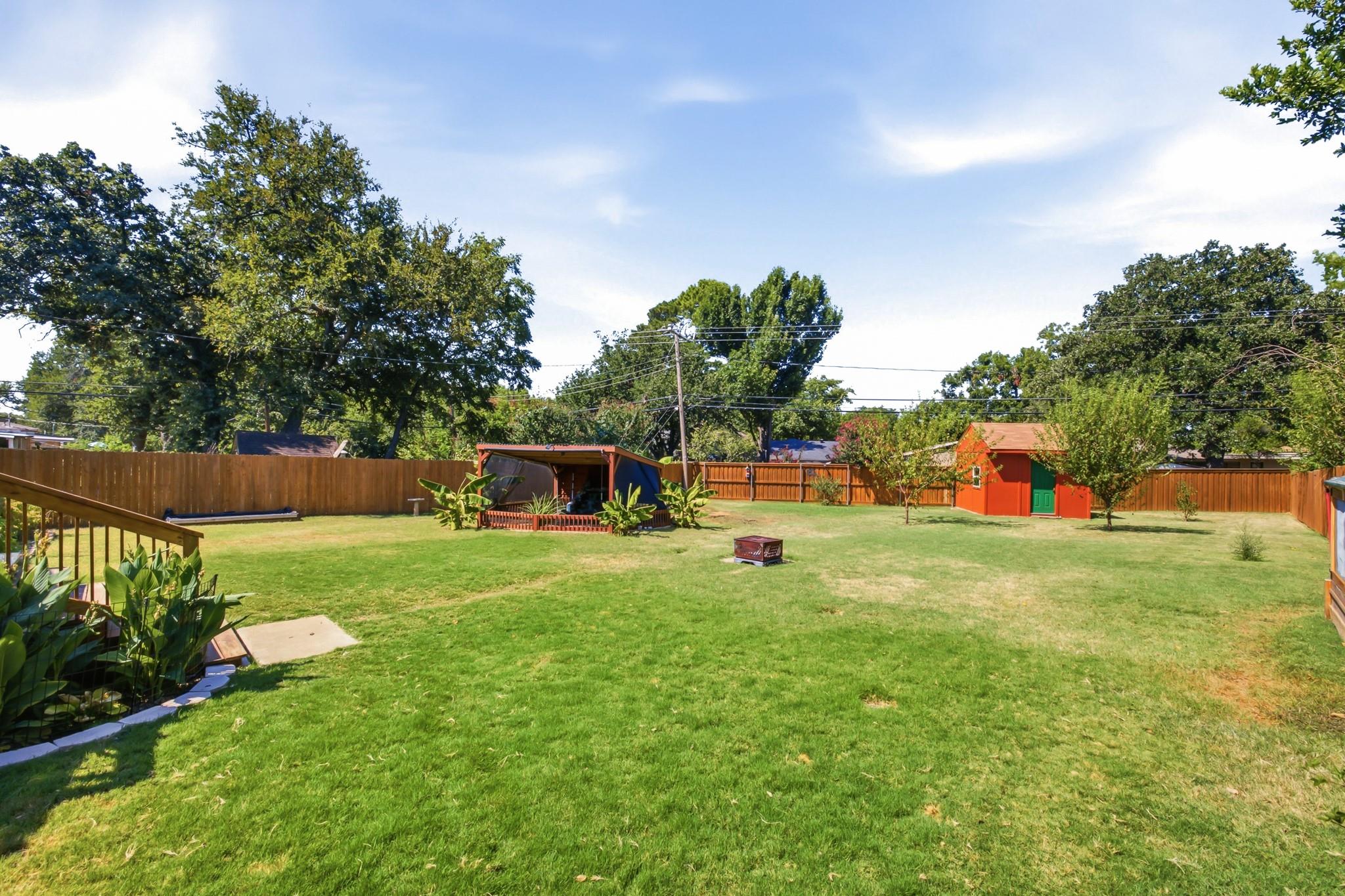 main property photo 30