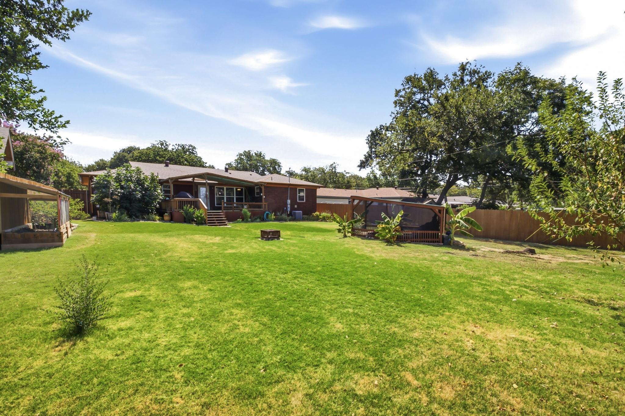 main property photo 32