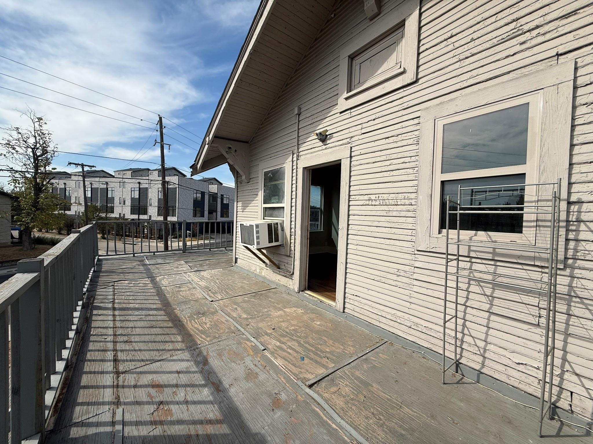 main property photo 12