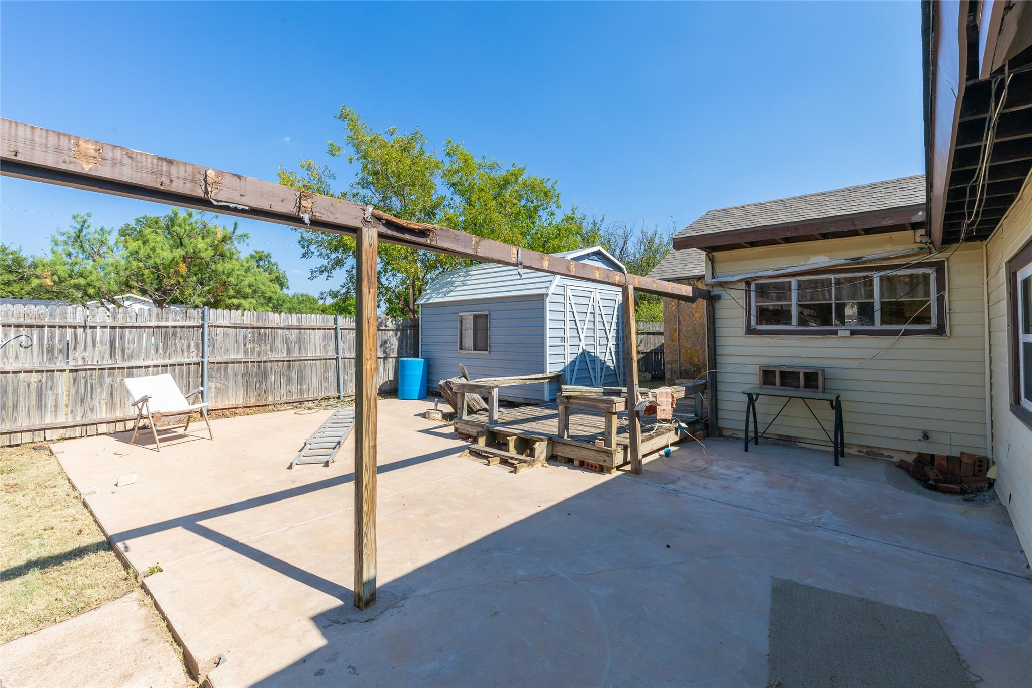 main property photo 21