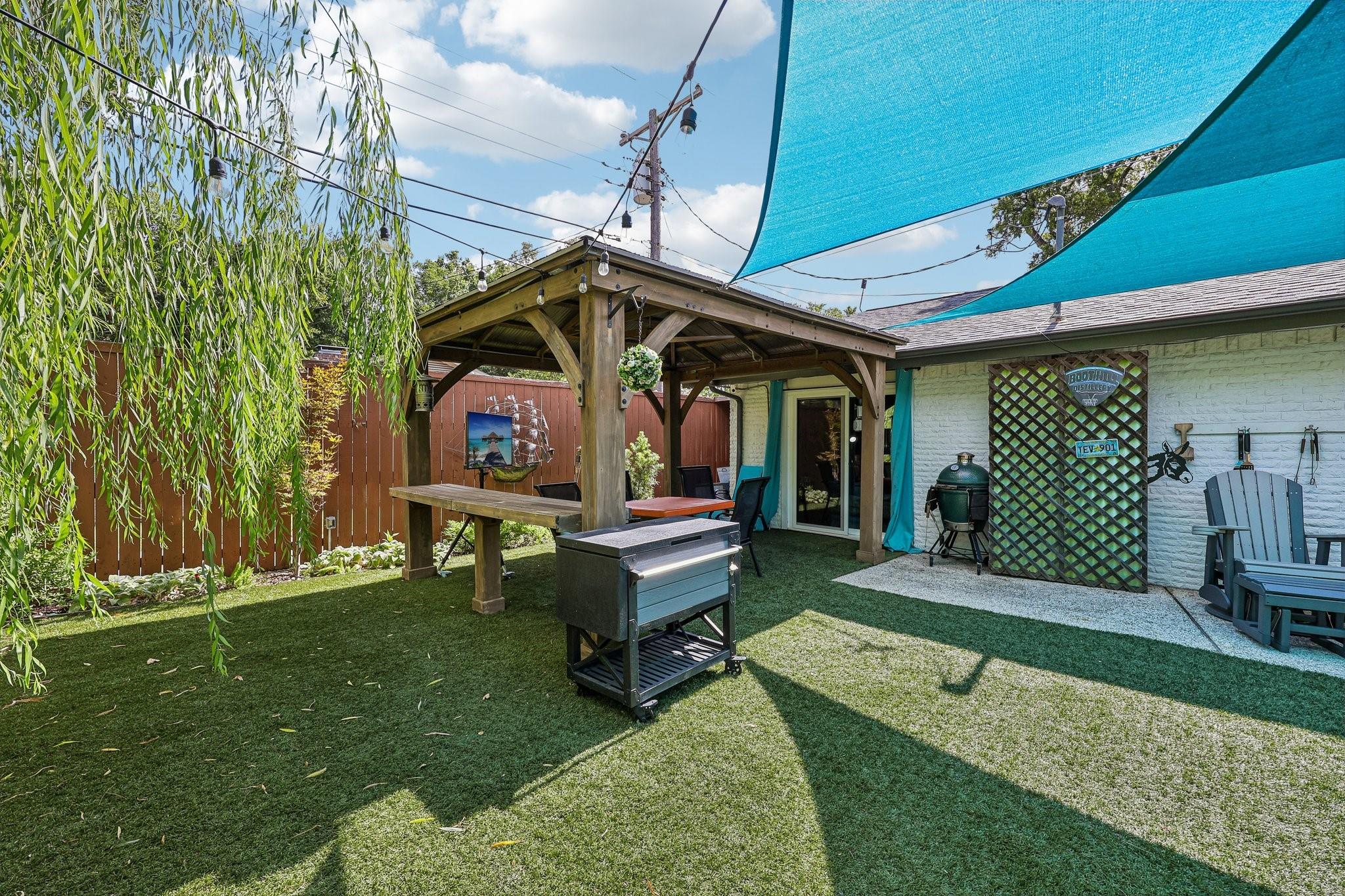 main property photo 32