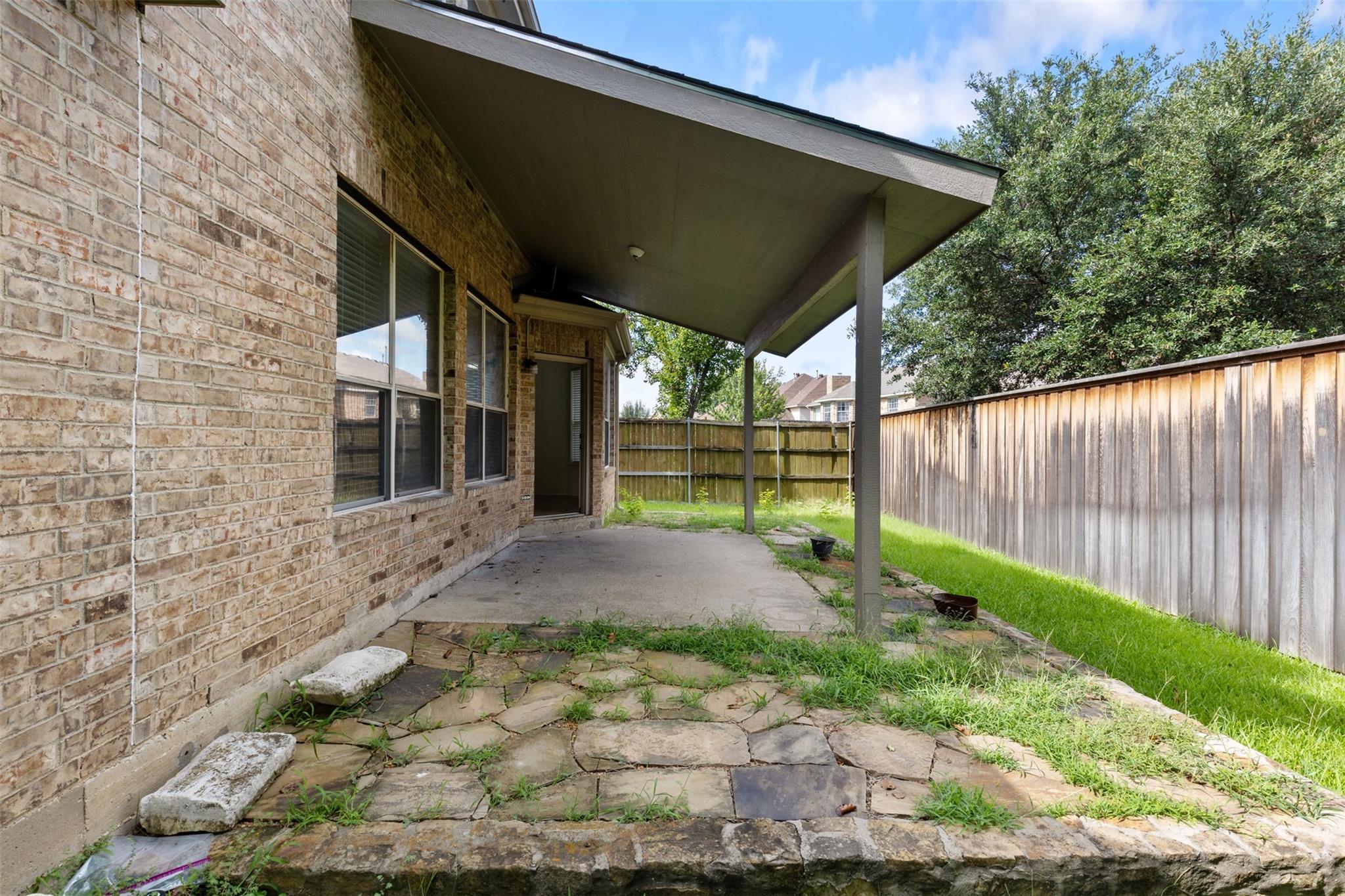 main property photo 16