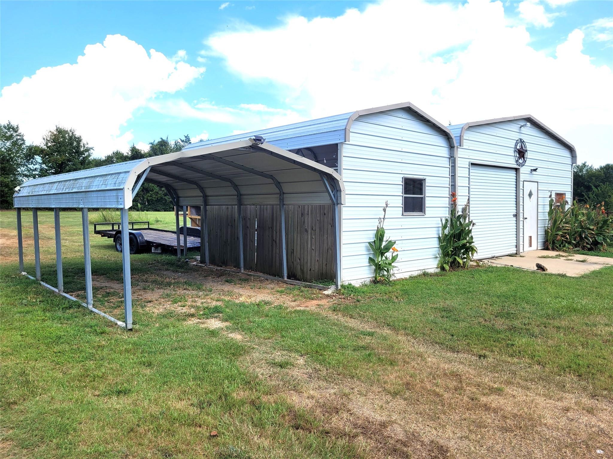main property photo 33