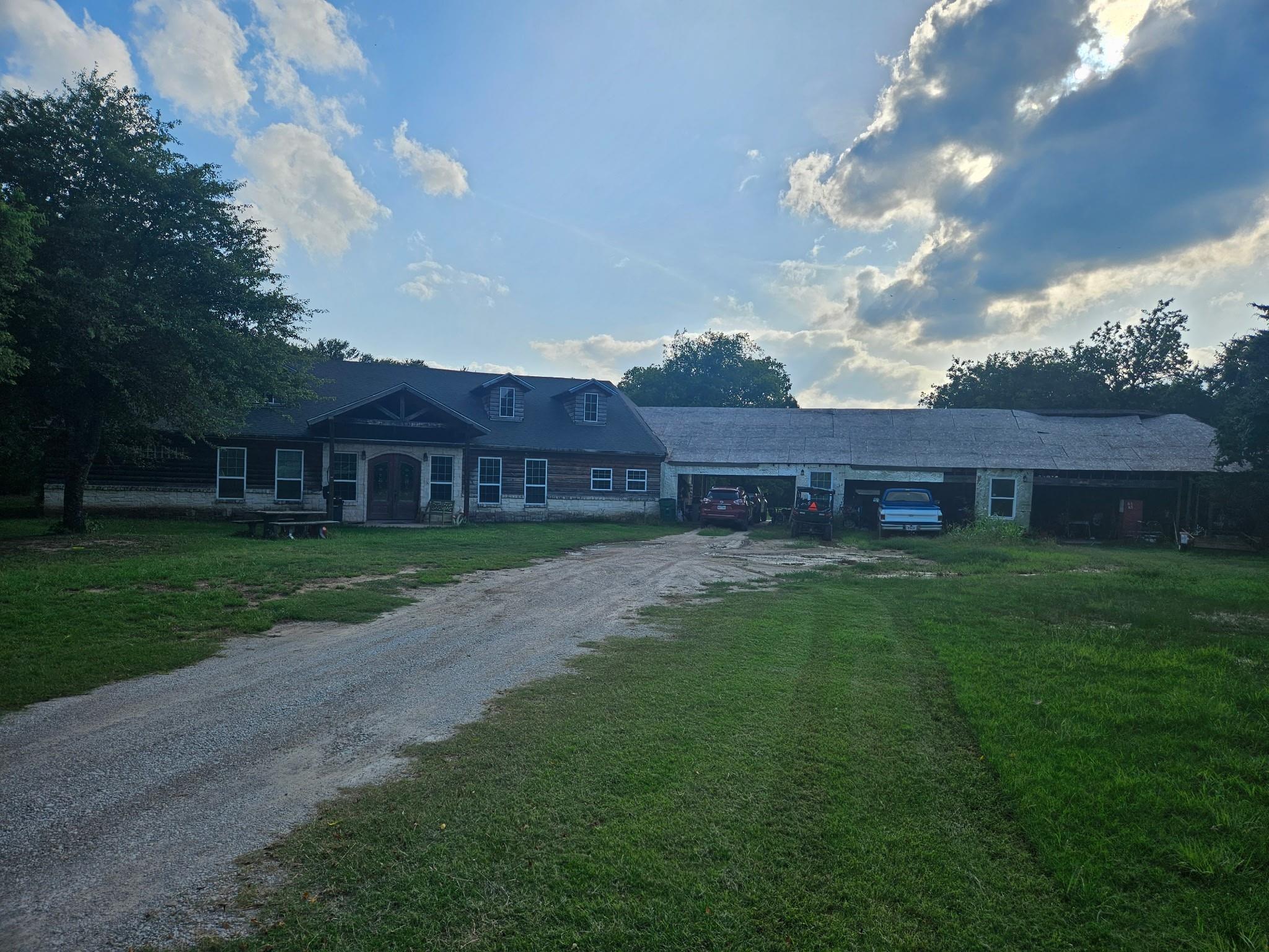main property photo 2