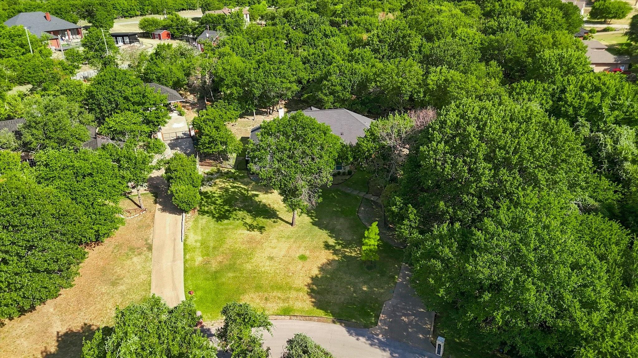 main property photo 35