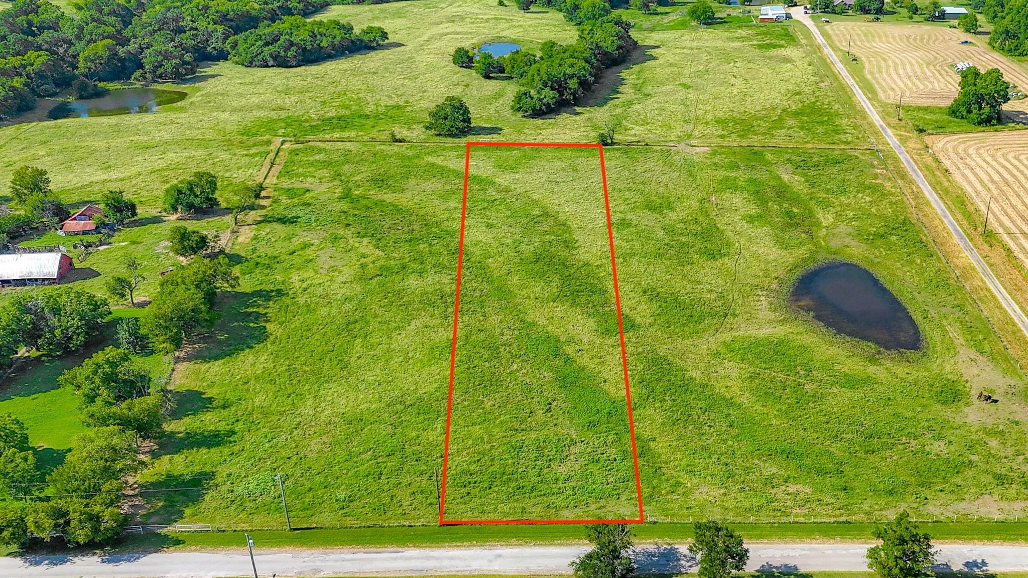 main property photo 10