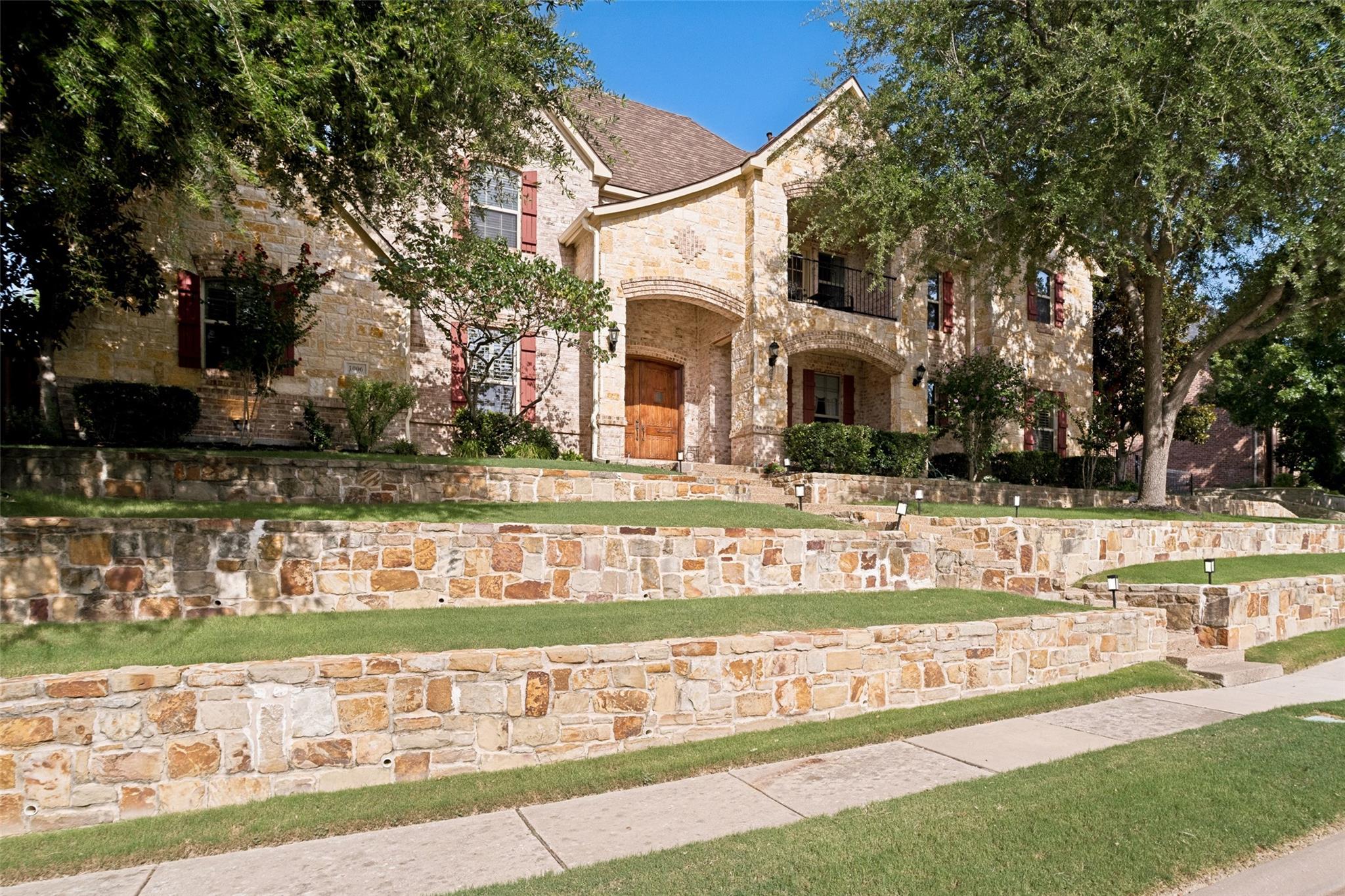 main property photo 39
