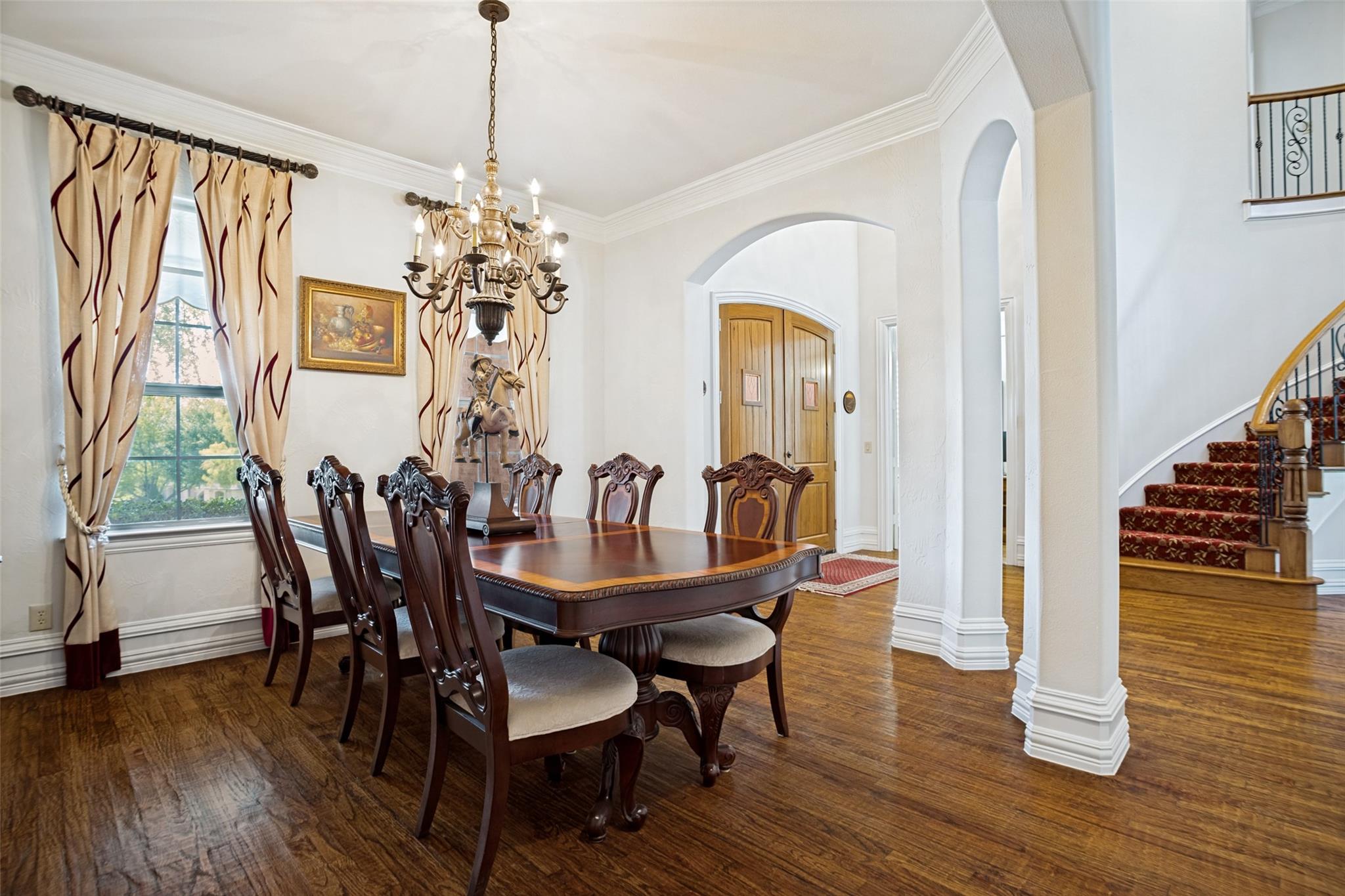 main property photo 9
