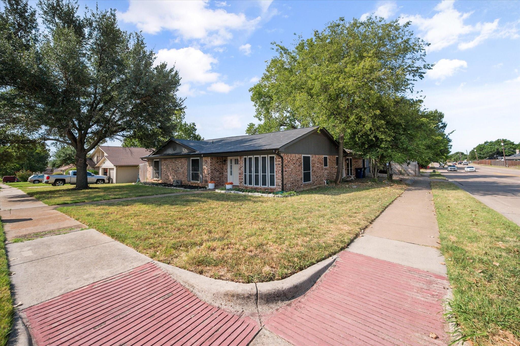 main property photo 29