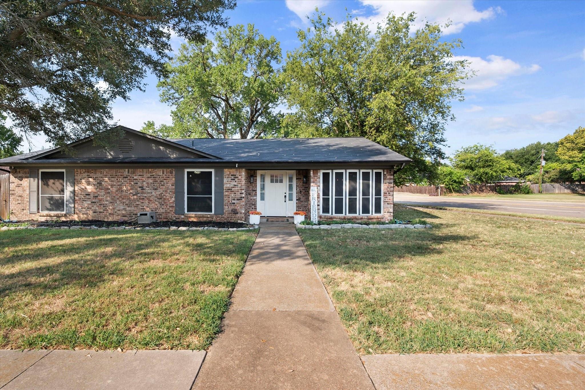 main property photo 32