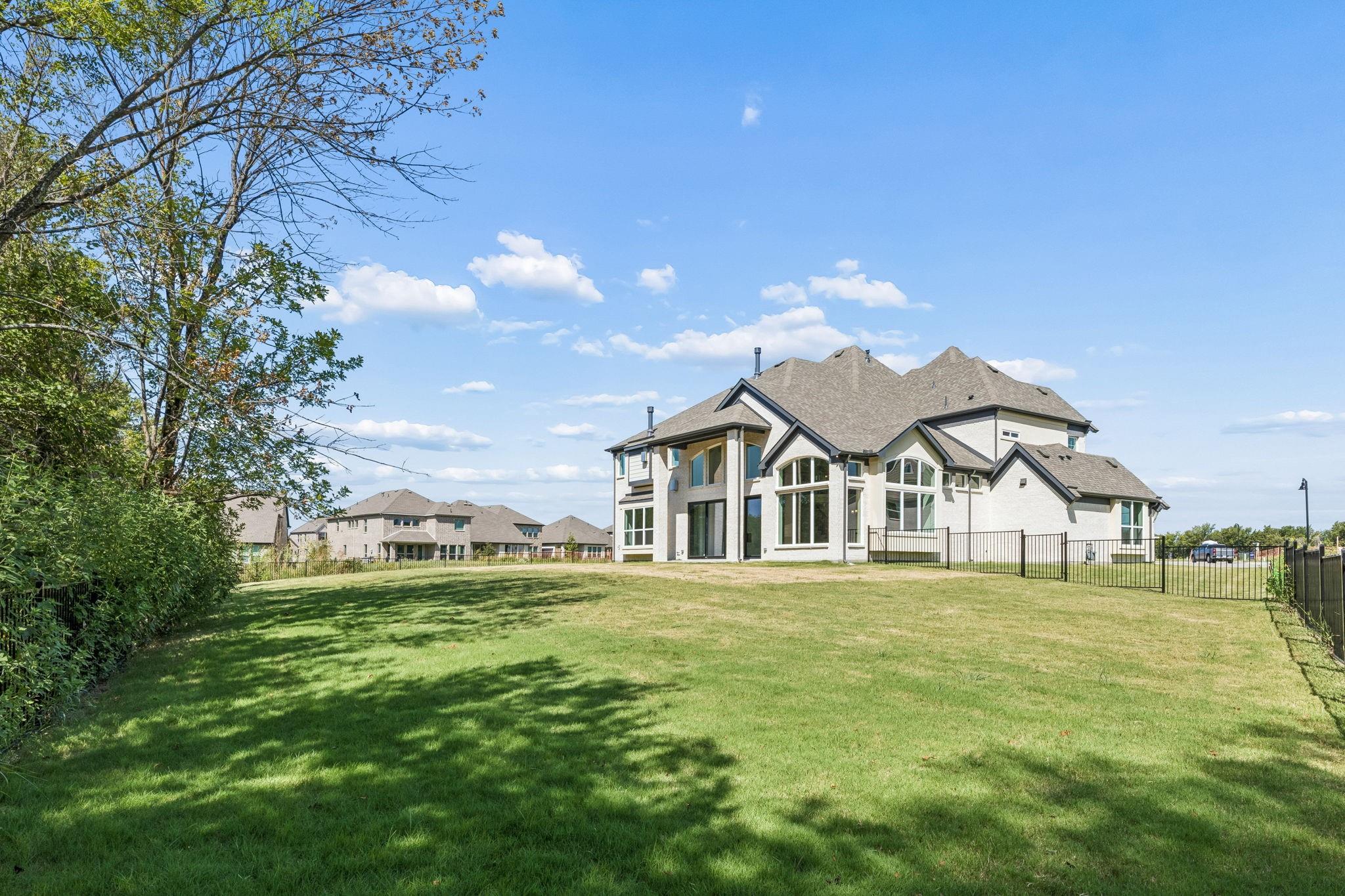 main property photo 33