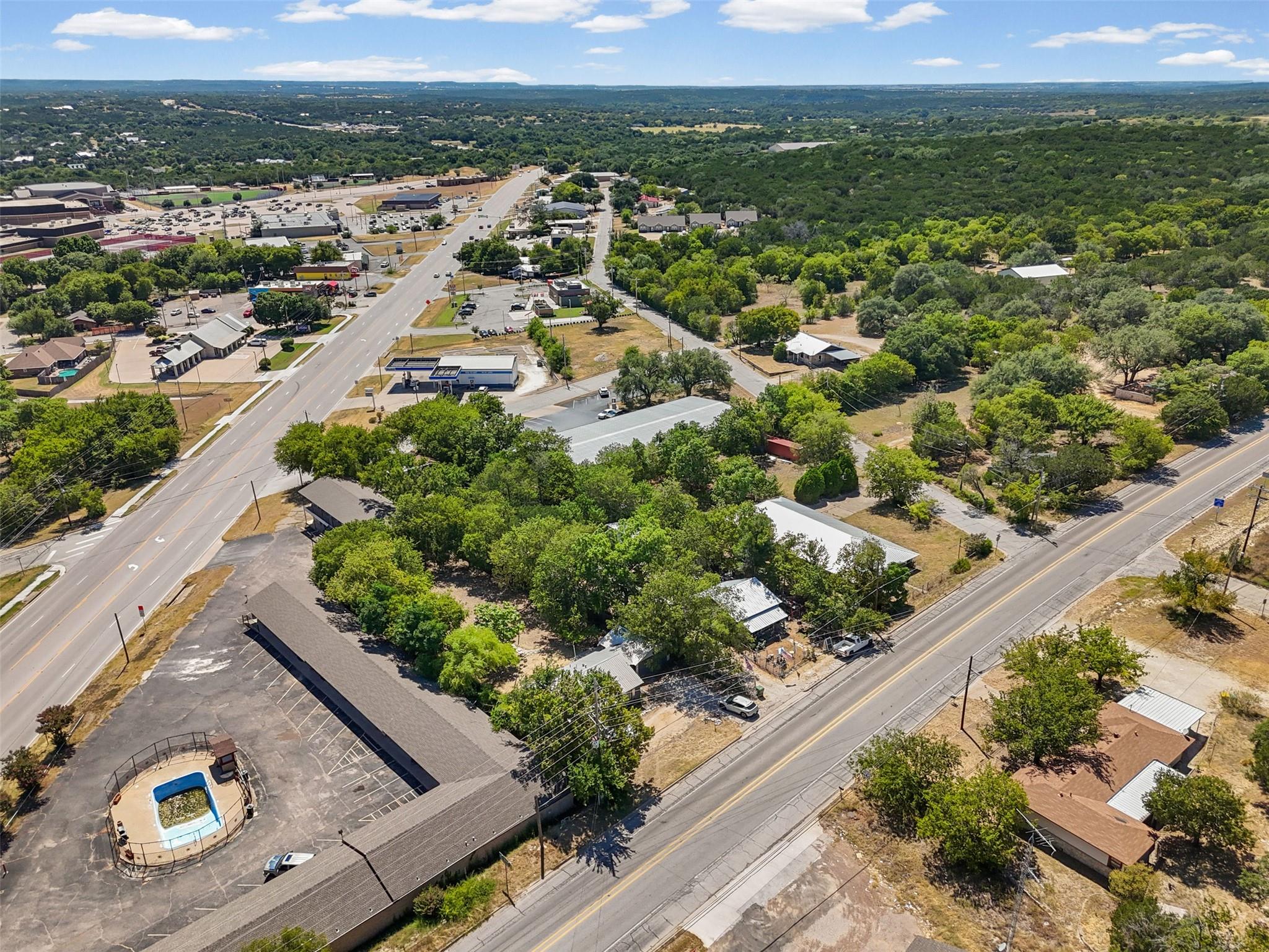 main property photo 25