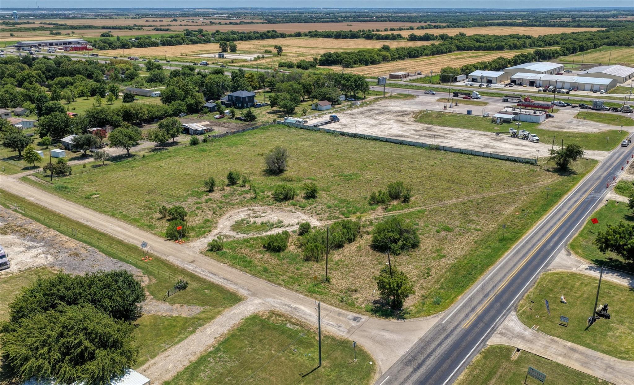main property photo 3