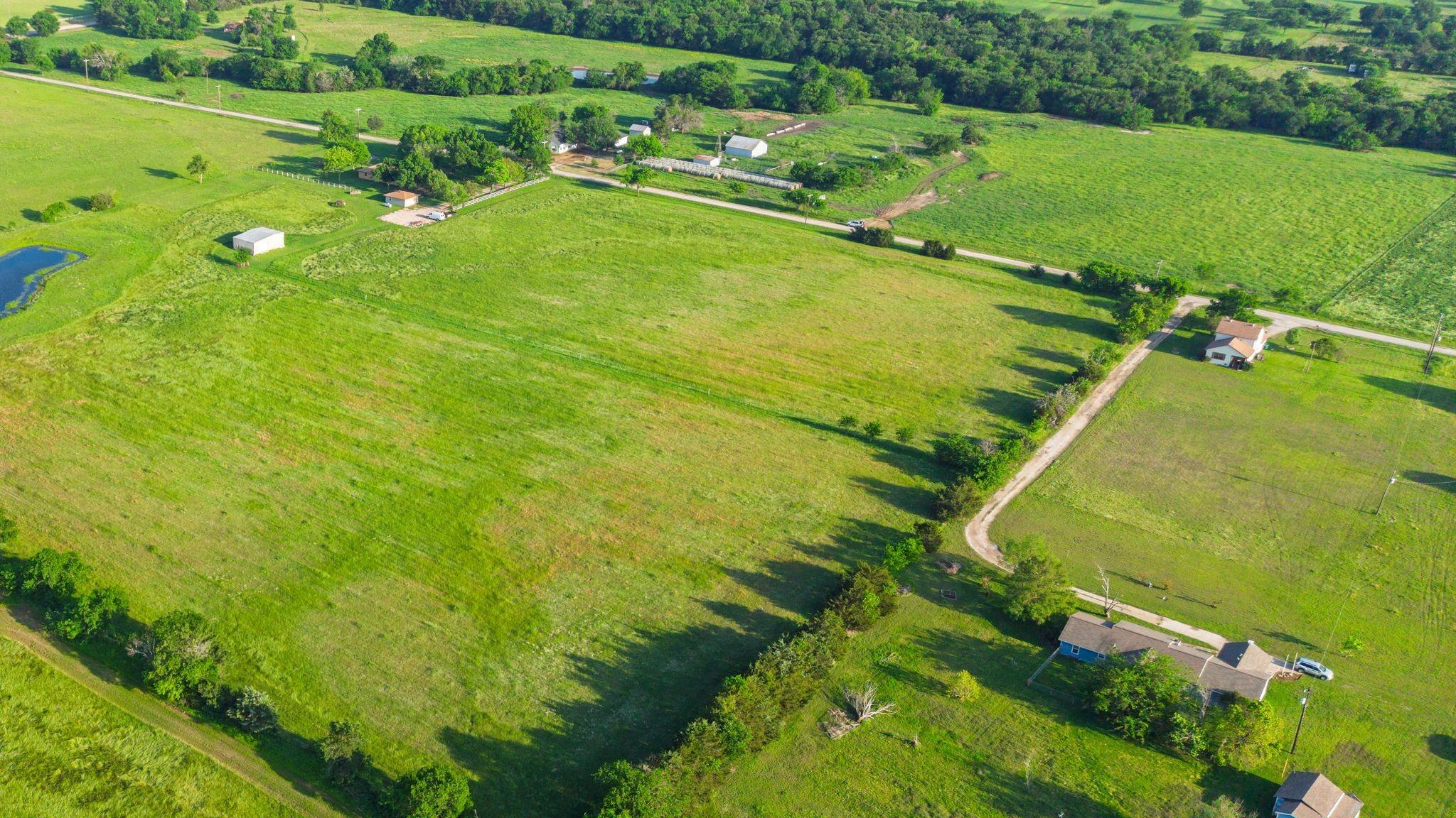 main property photo 19