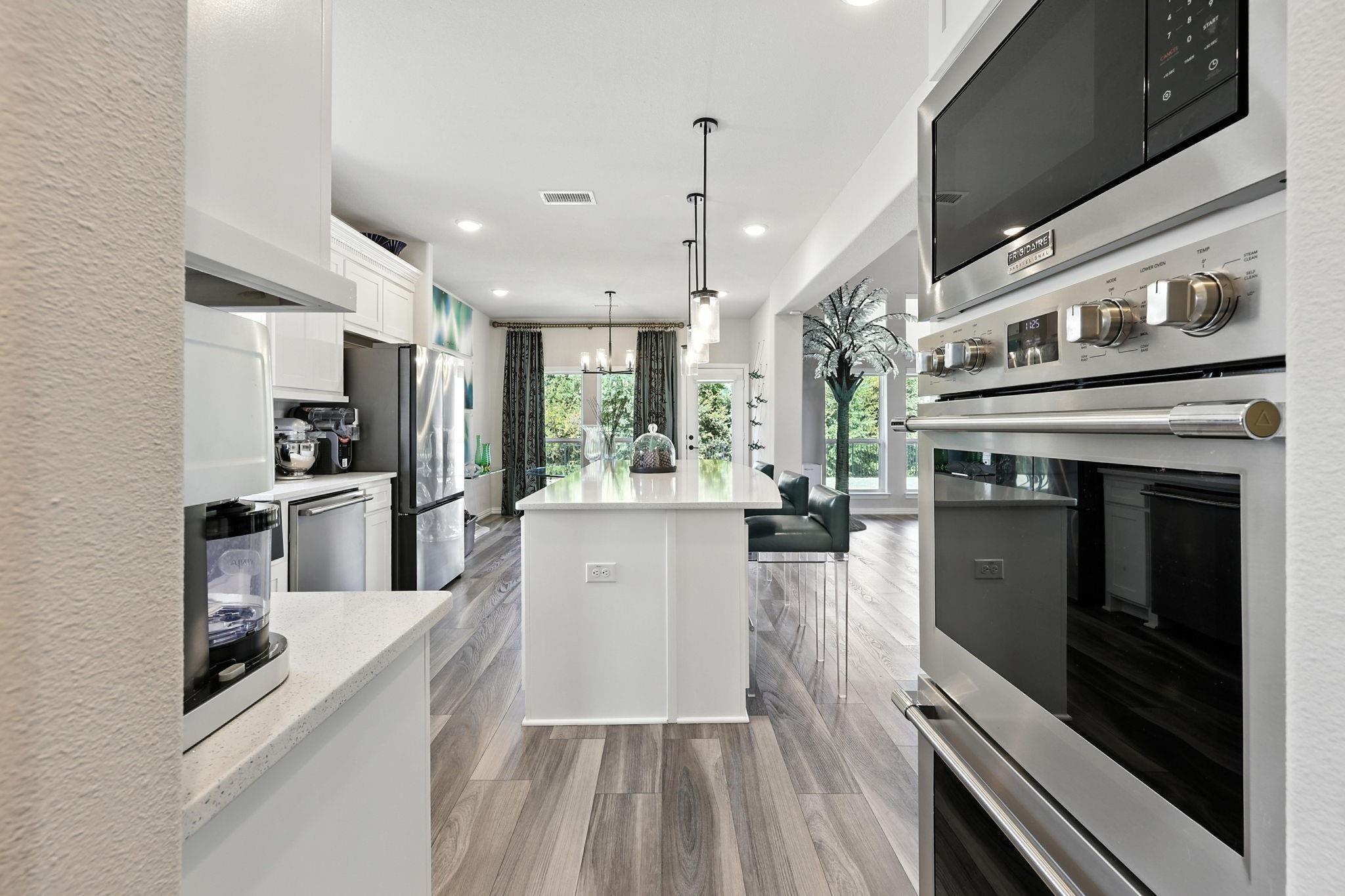 property viewer photo 10