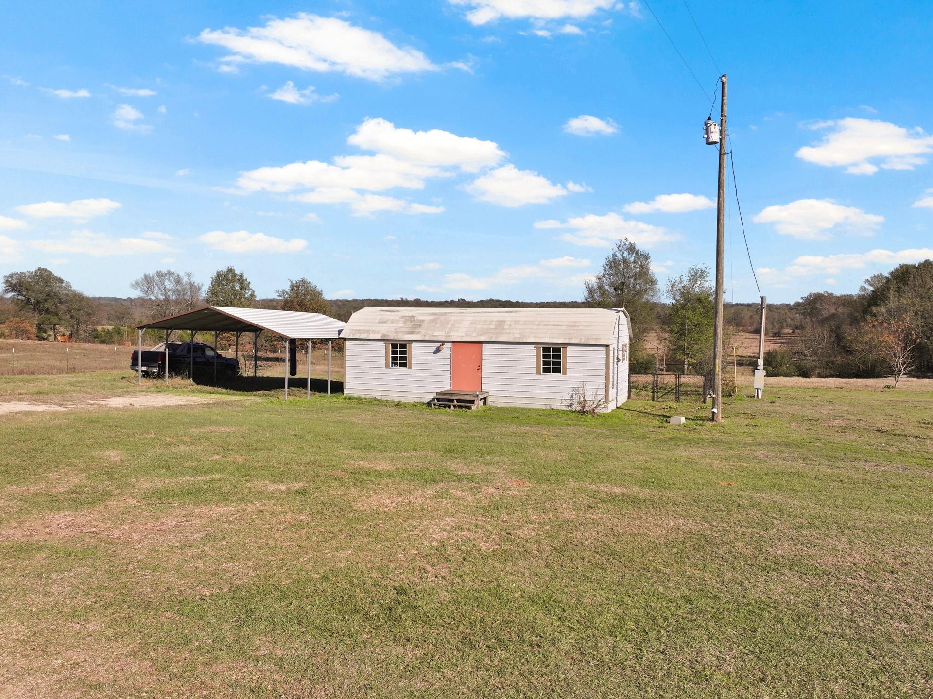main property photo 18