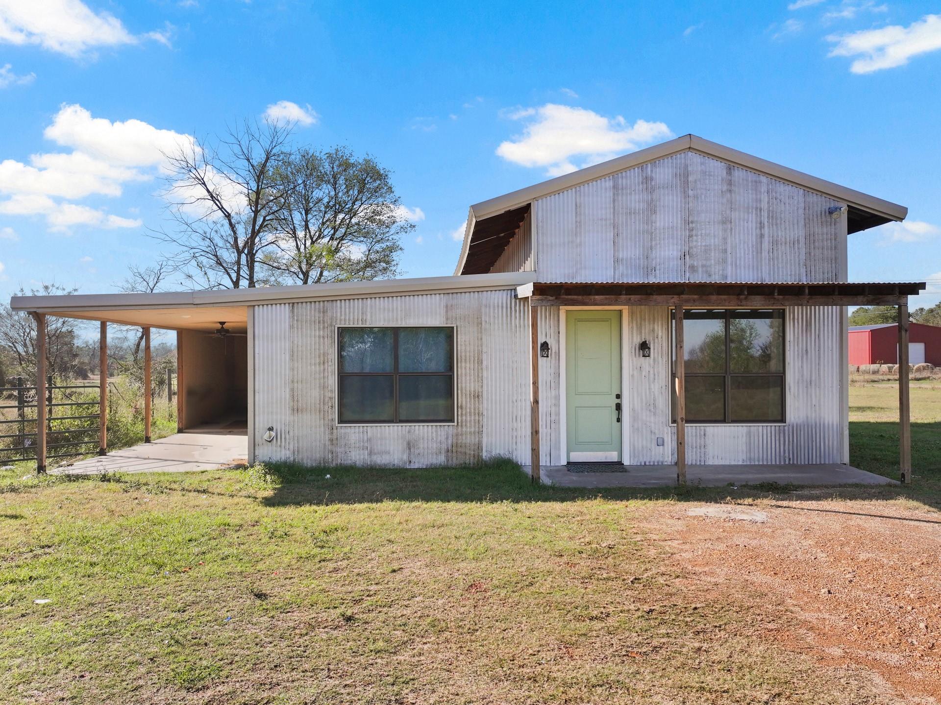 main property photo 2