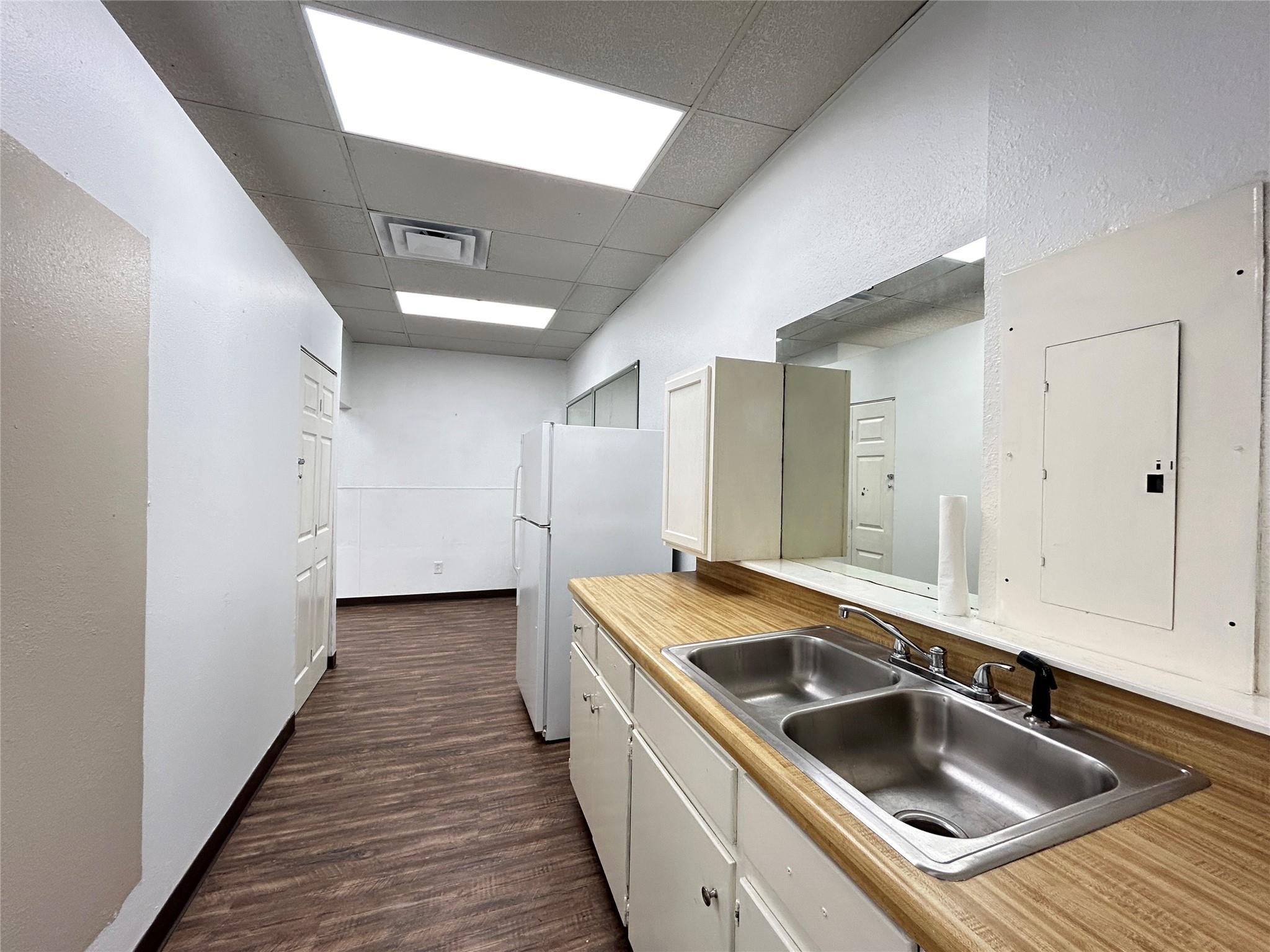 property viewer photo 10