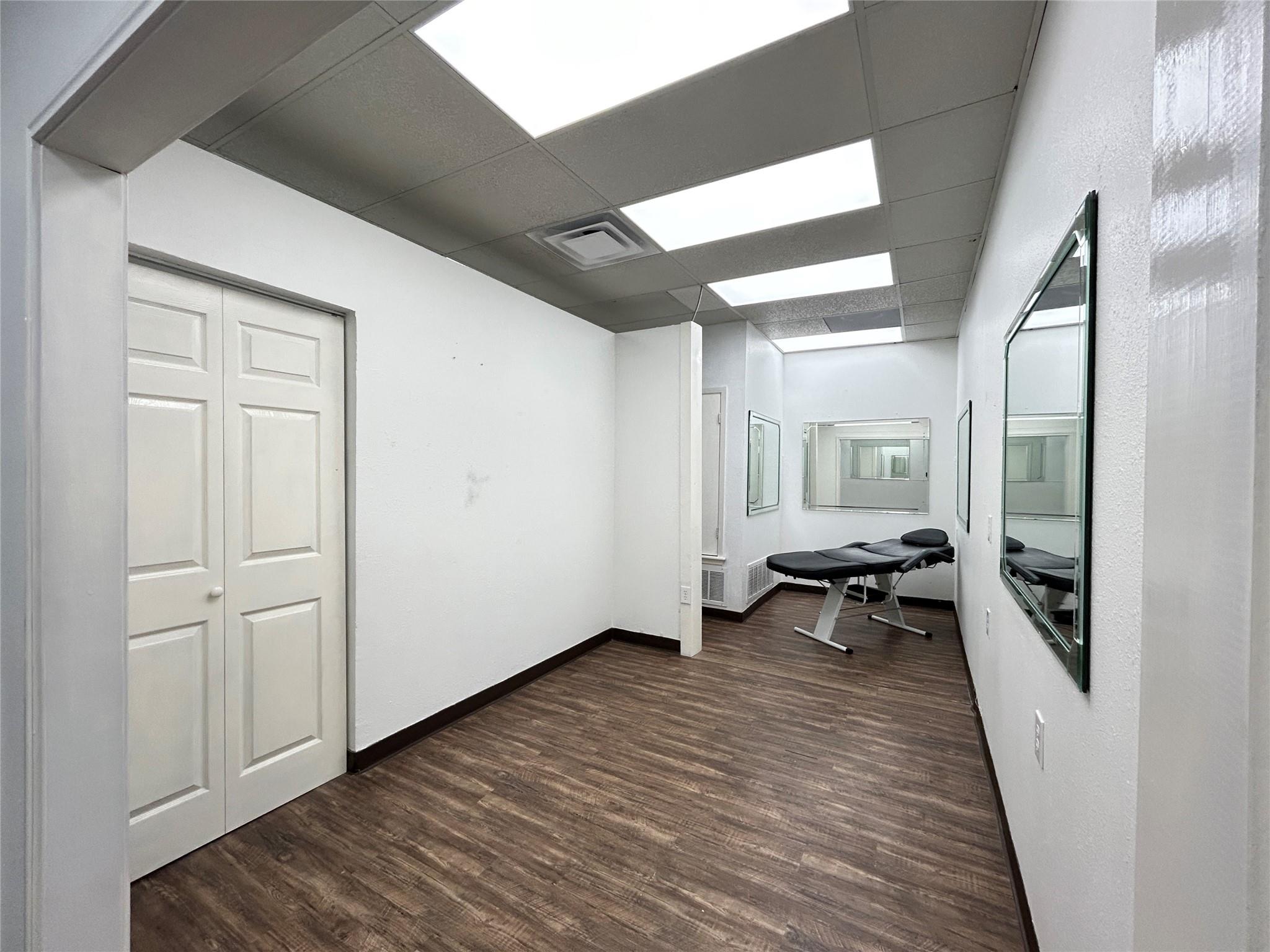 property viewer photo 6