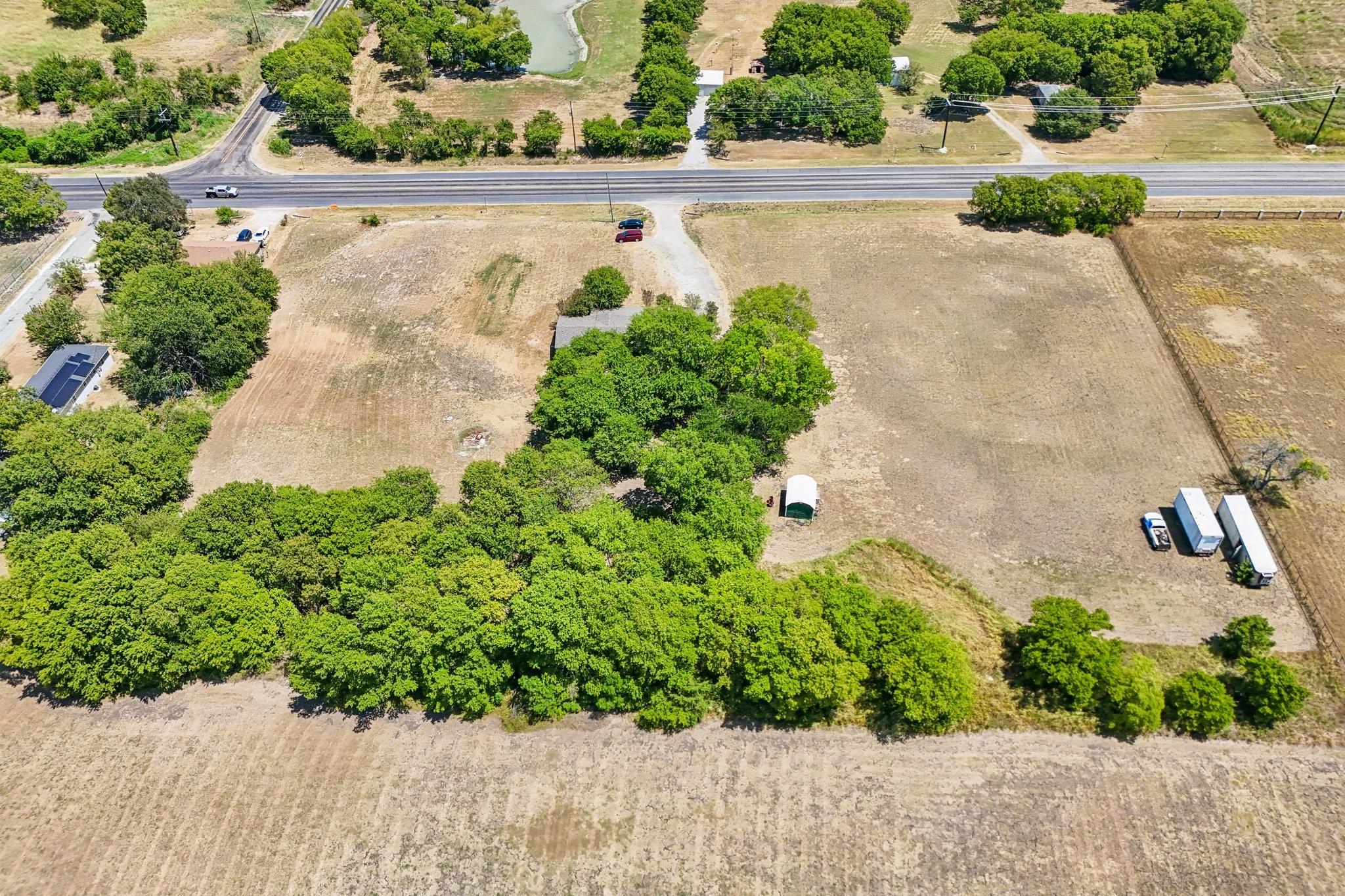 main property photo 13