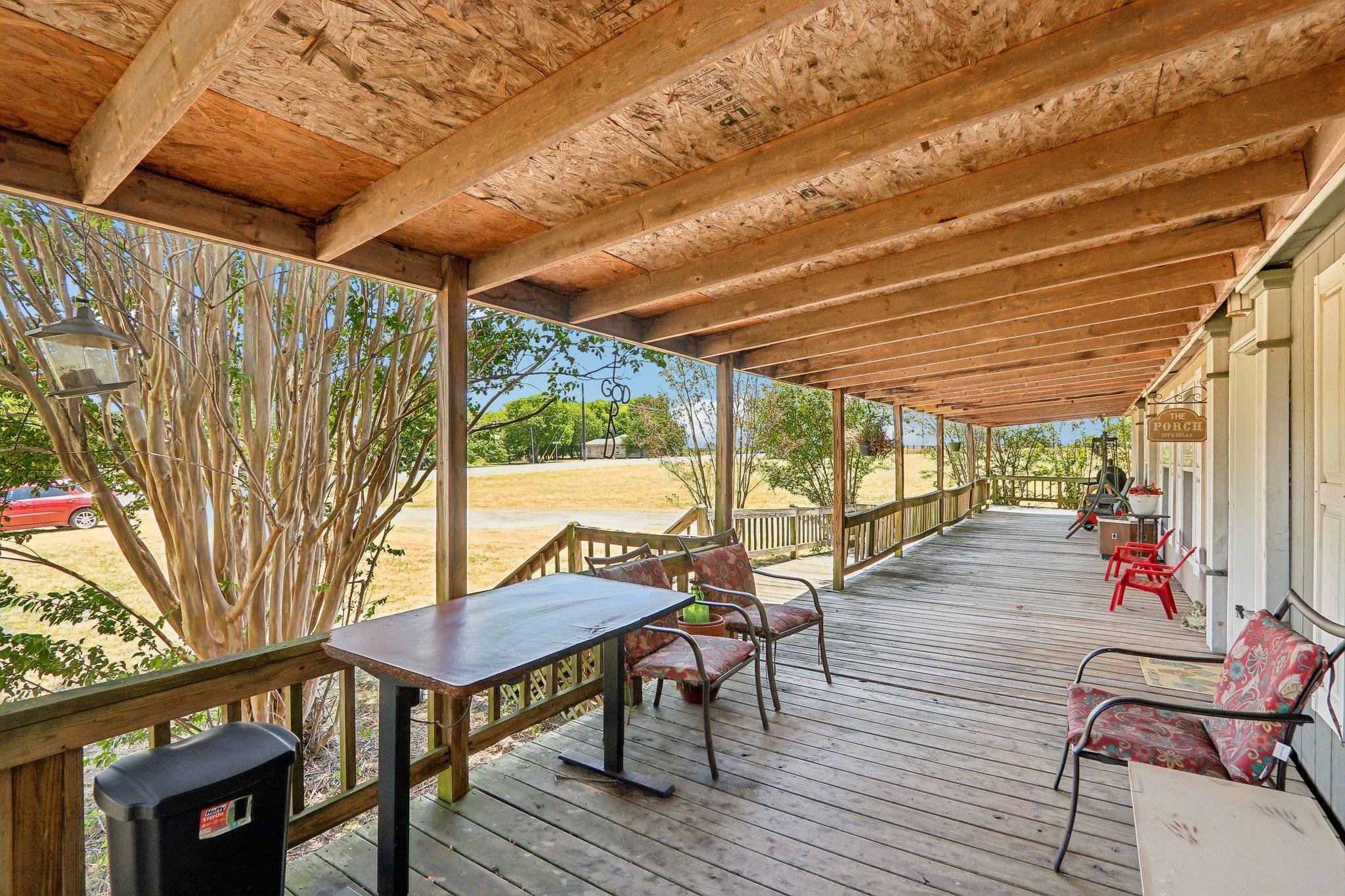 main property photo 22
