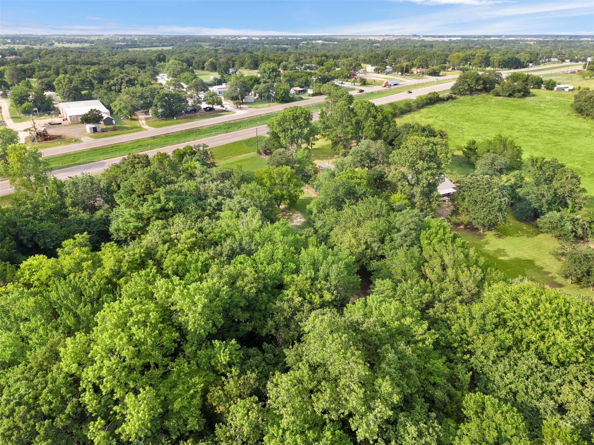 main property photo 11