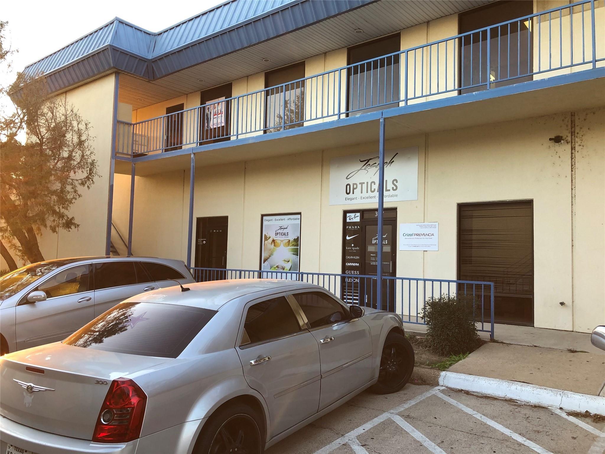 main property photo 12