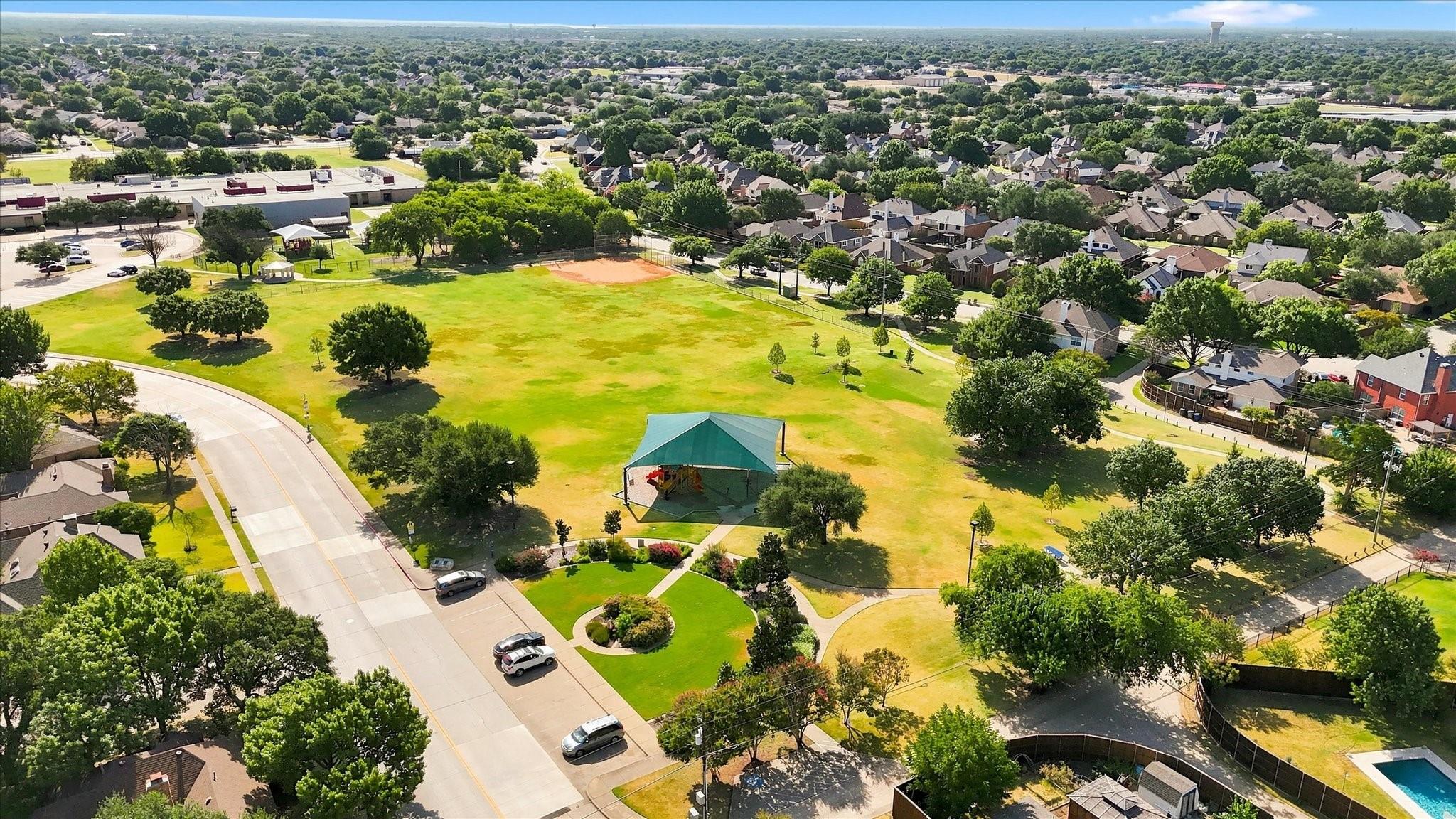 main property photo 30
