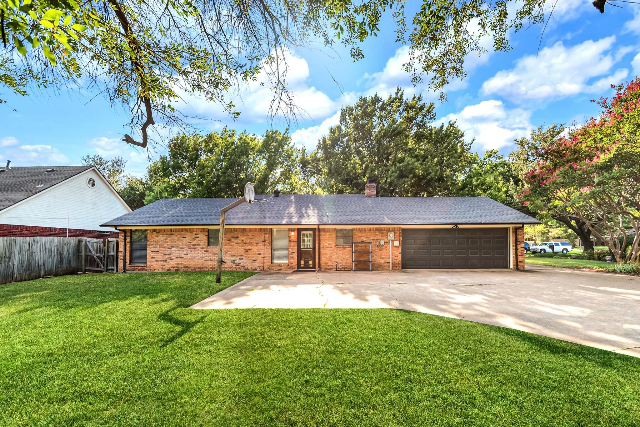 main property photo 15
