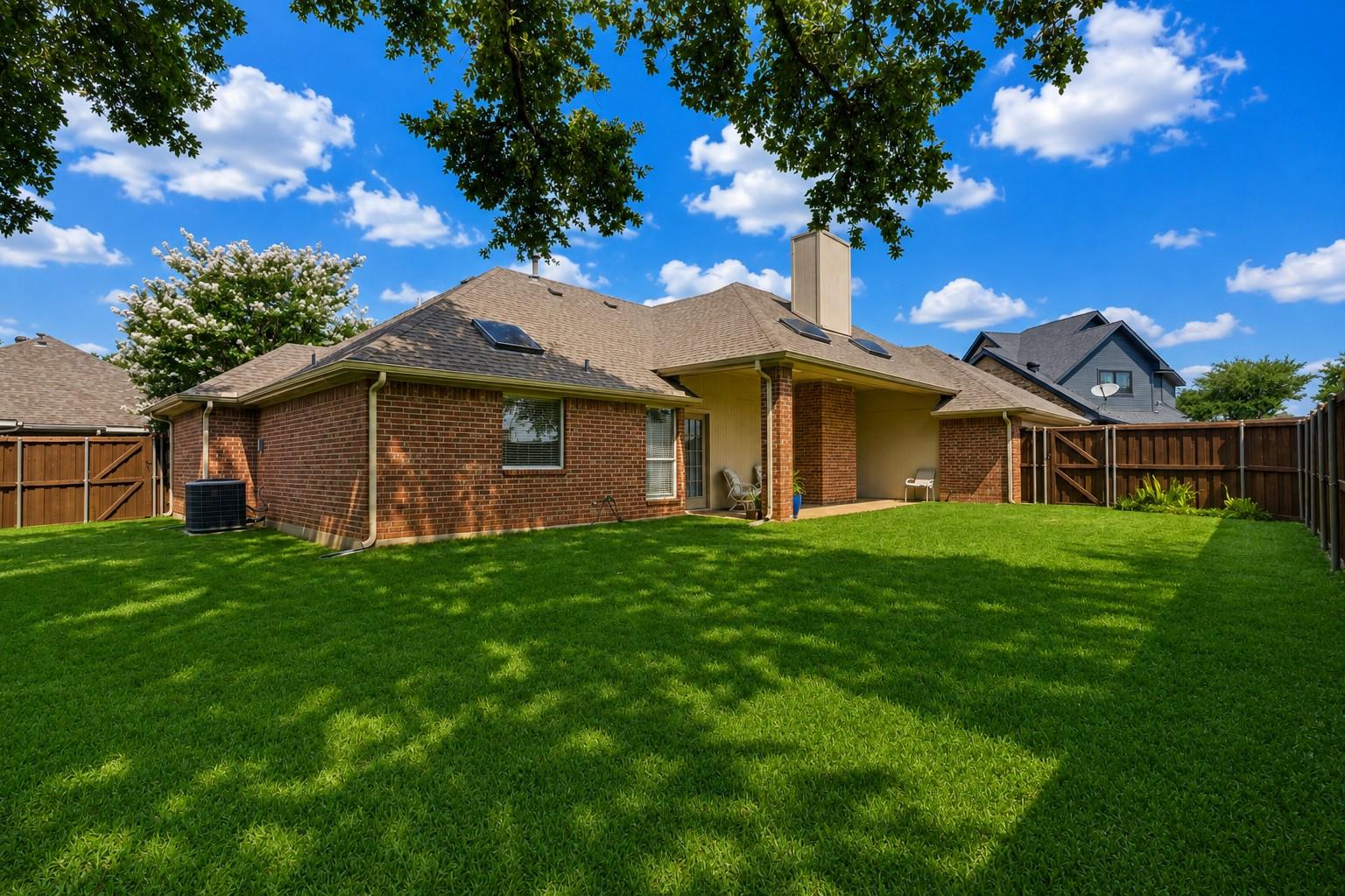 main property photo 25