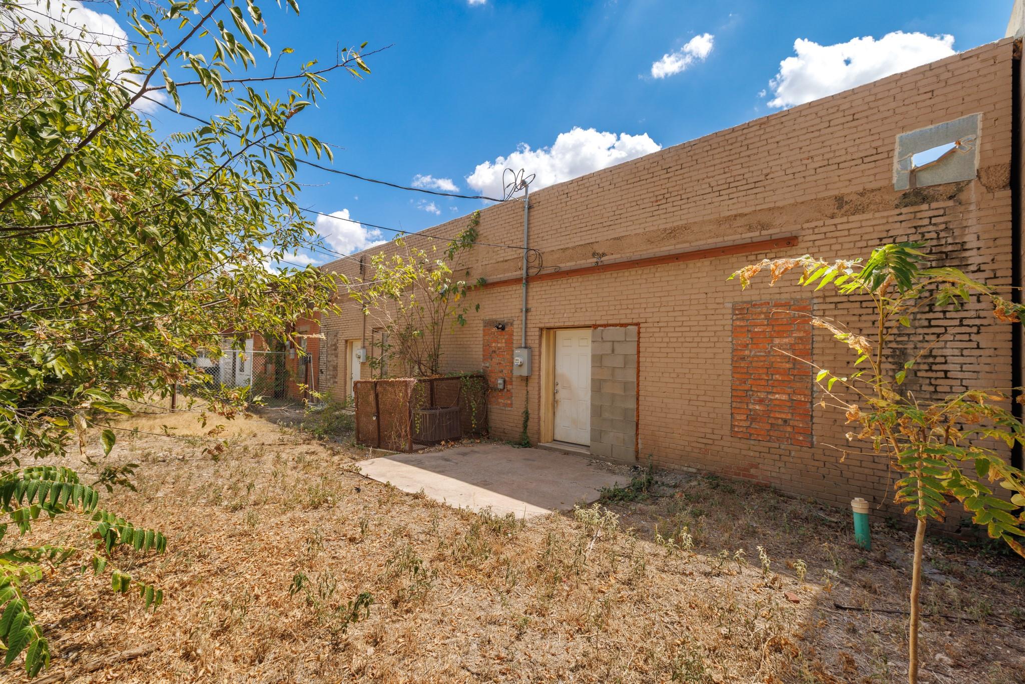 main property photo 23