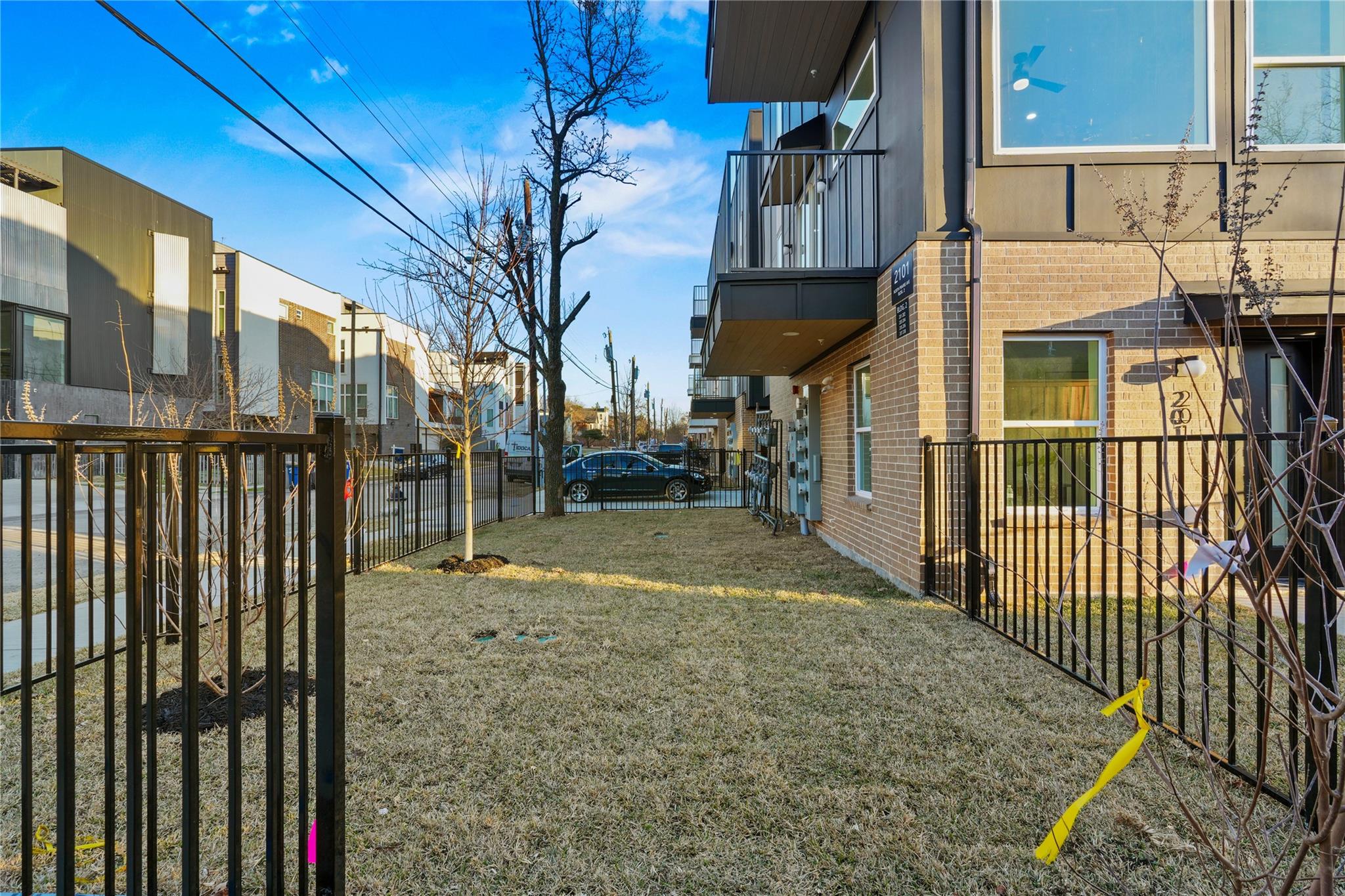 main property photo 3