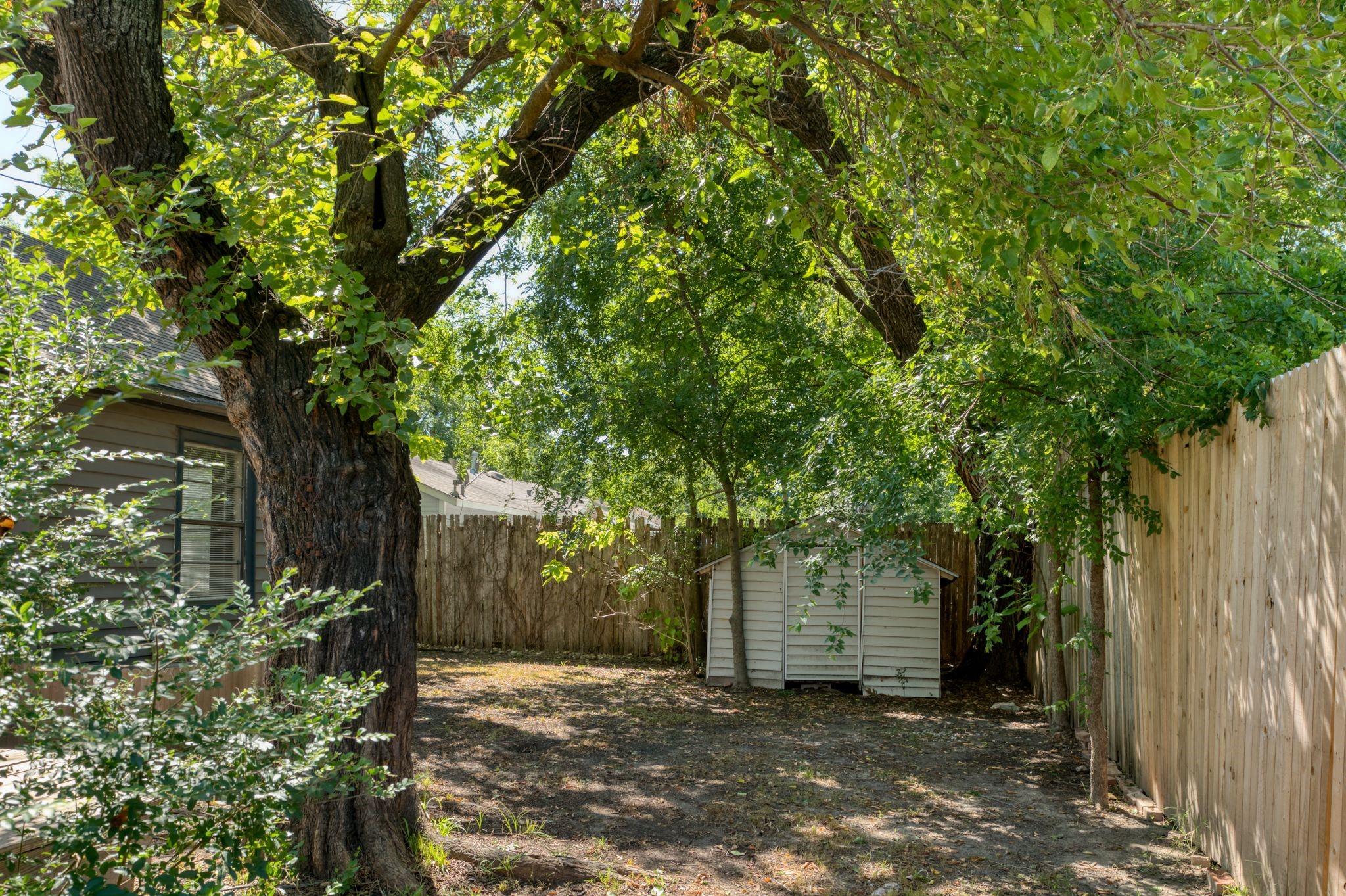 main property photo 20