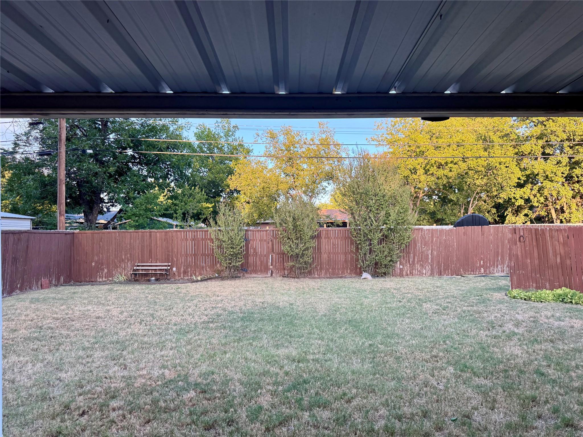 main property photo 34