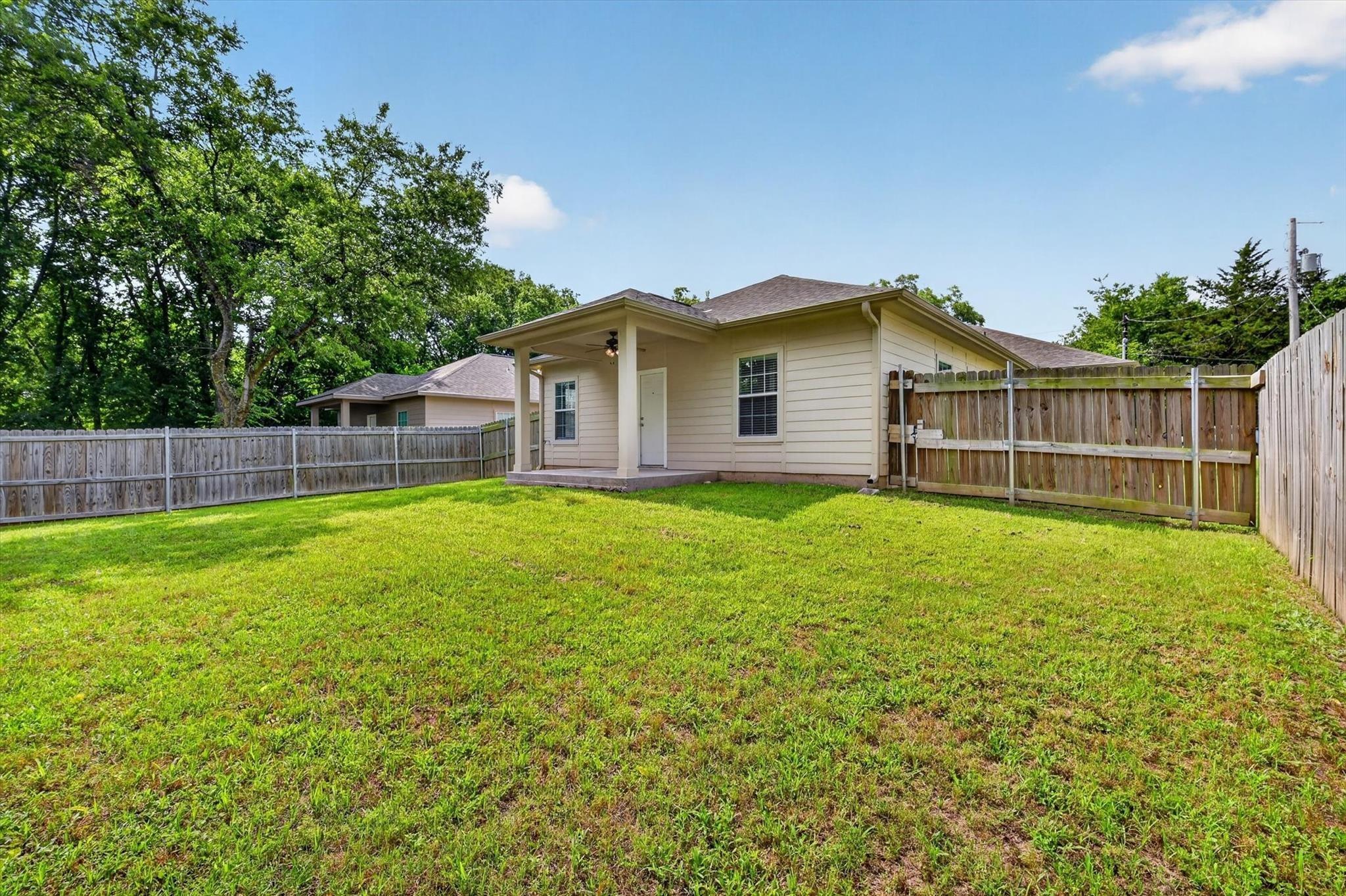 main property photo 21