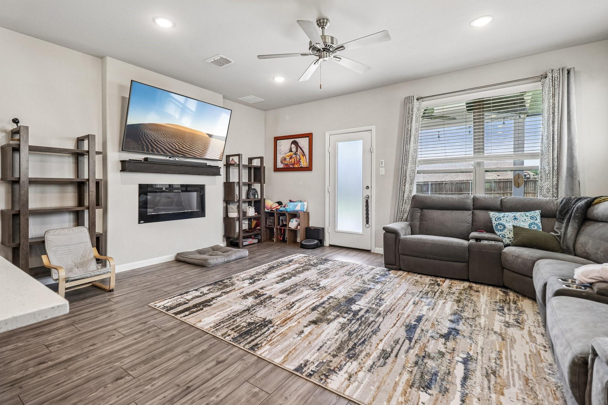 property viewer photo 6