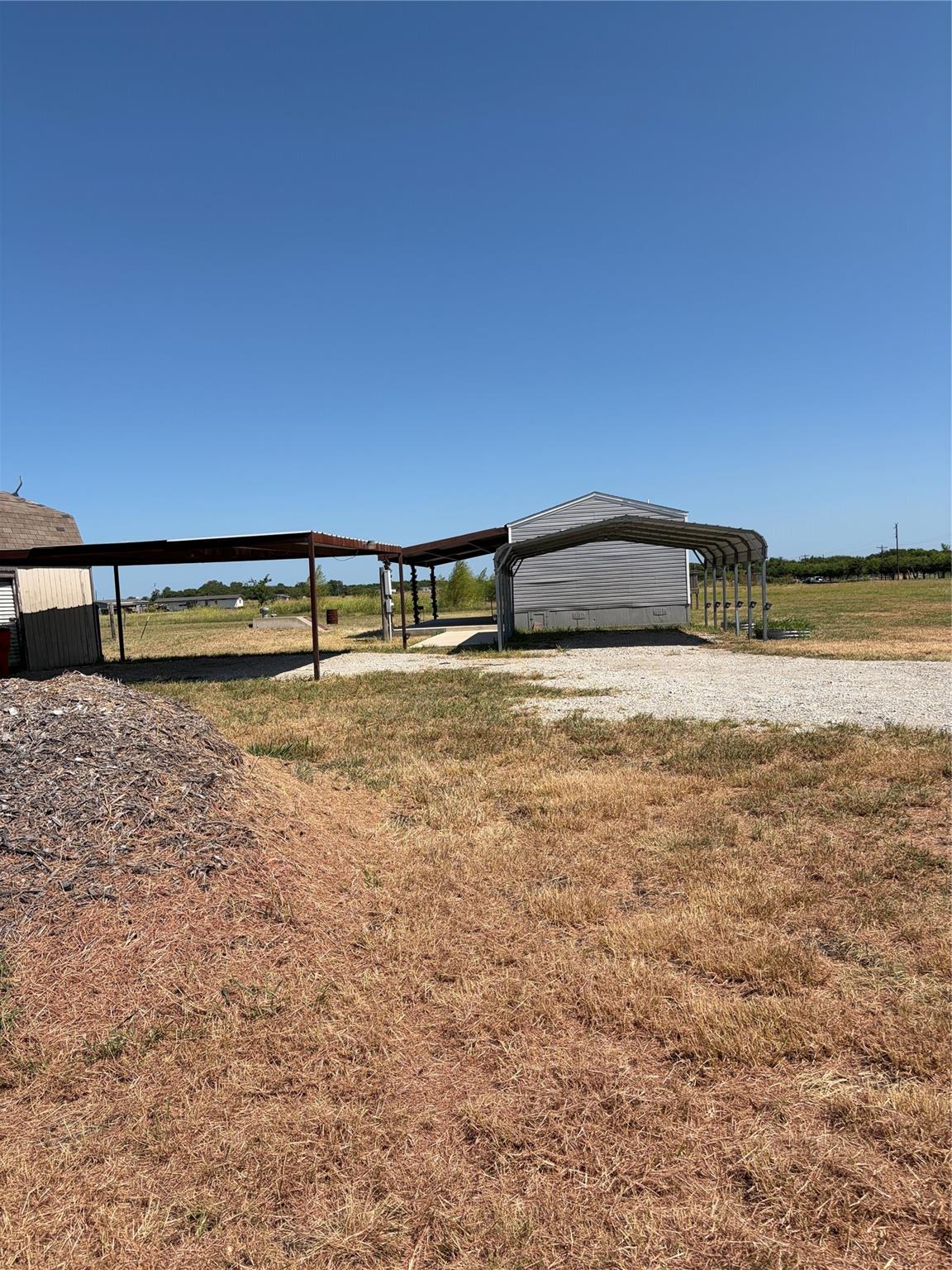 main property photo 27