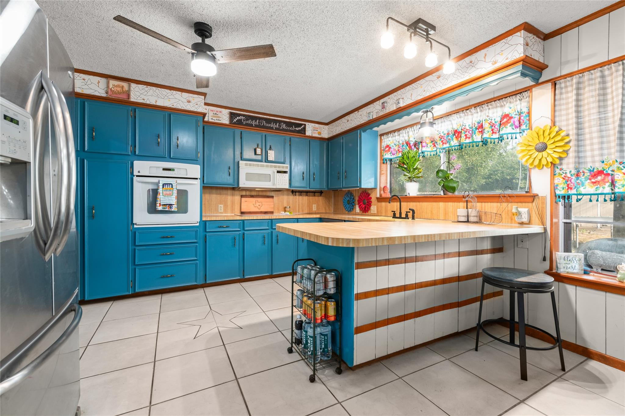 main property photo 10