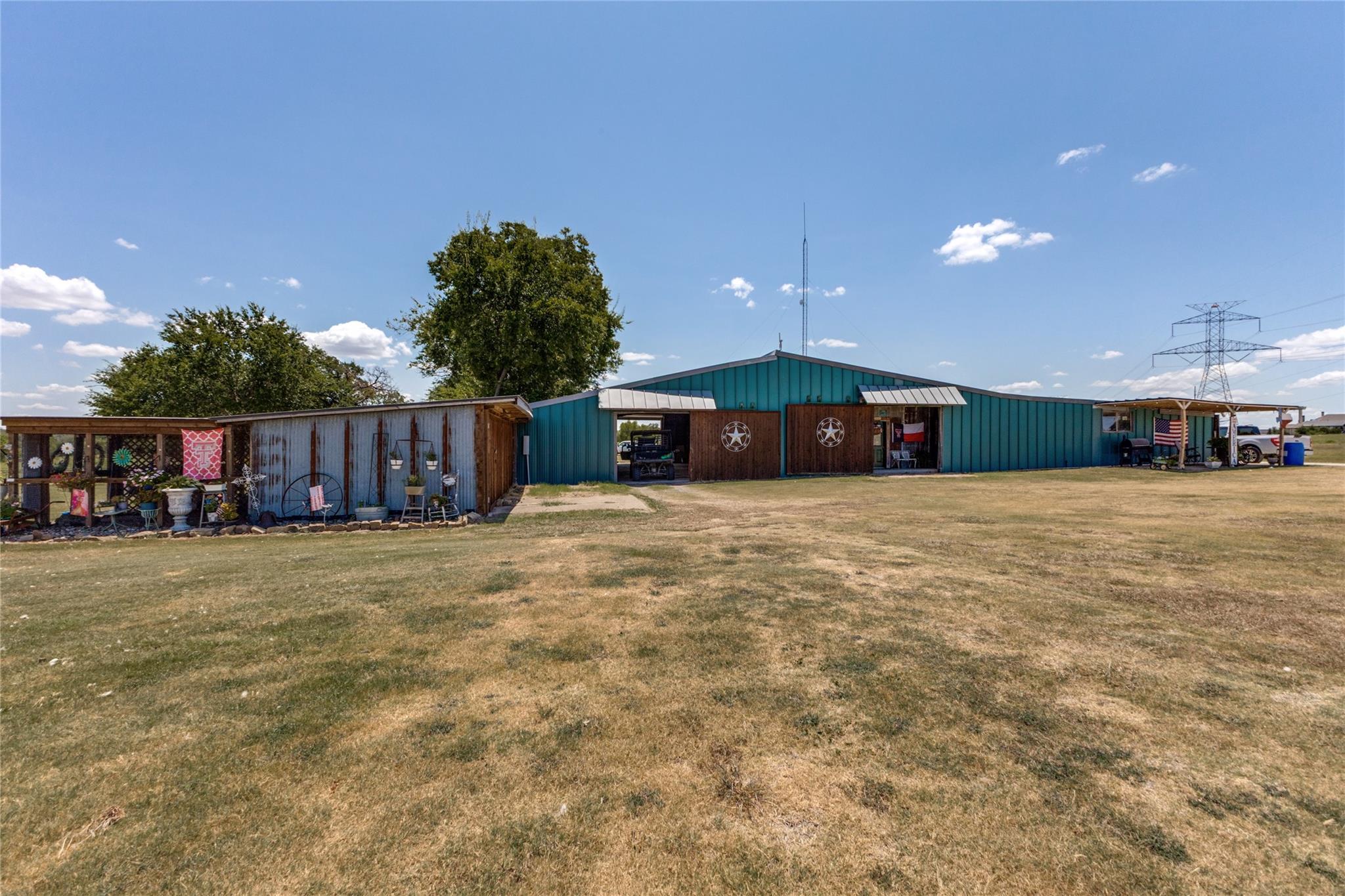 main property photo 35