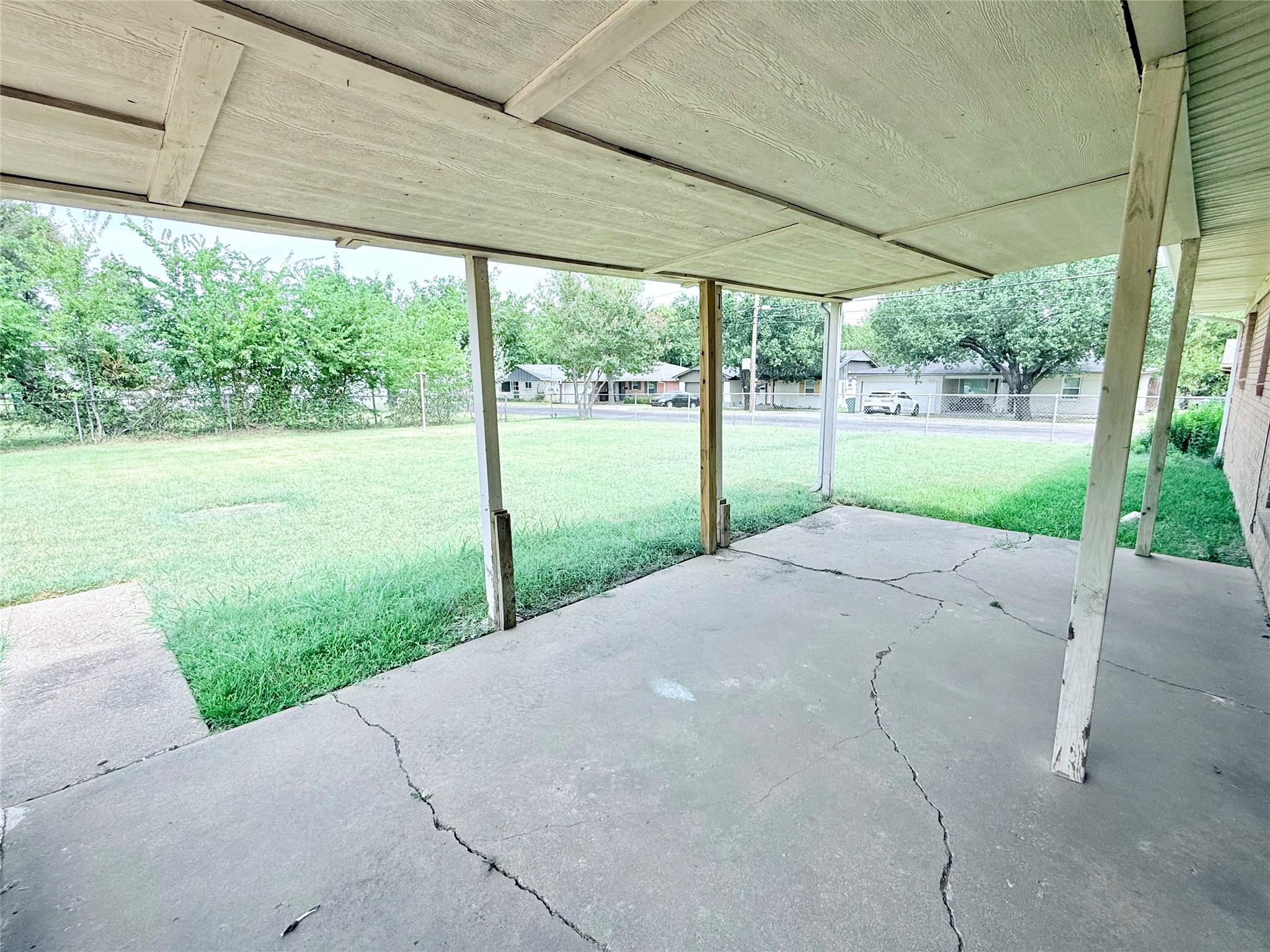 main property photo 20