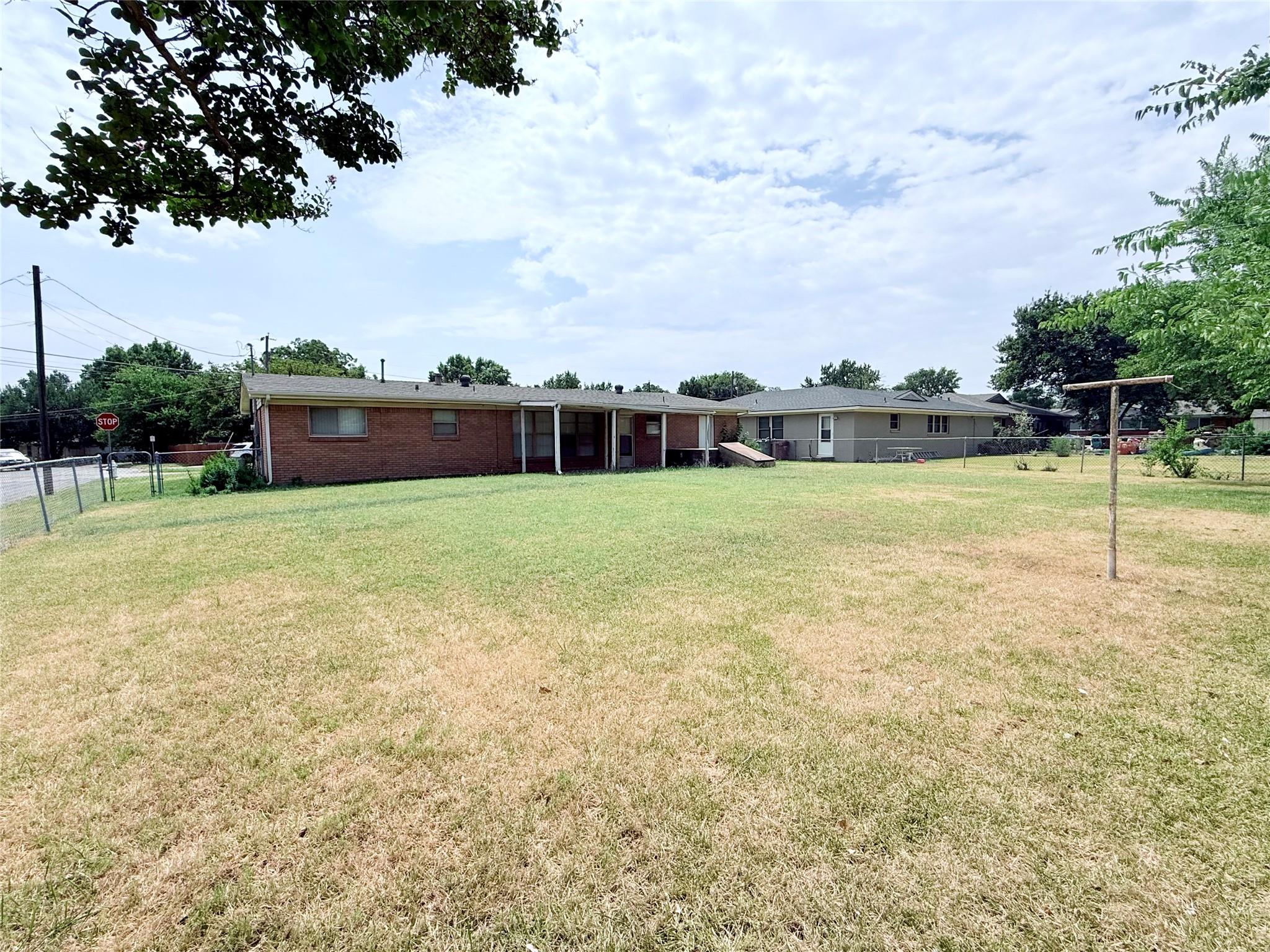 main property photo 22