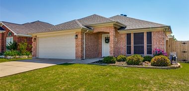image of property with 3 Bed | 2 Bath | 1,817 Sqft