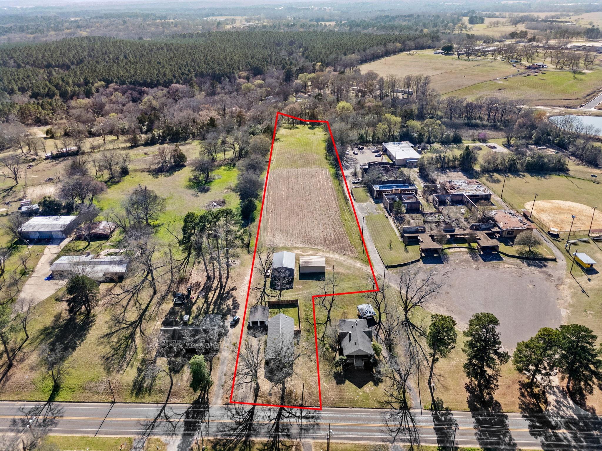 main property photo 25