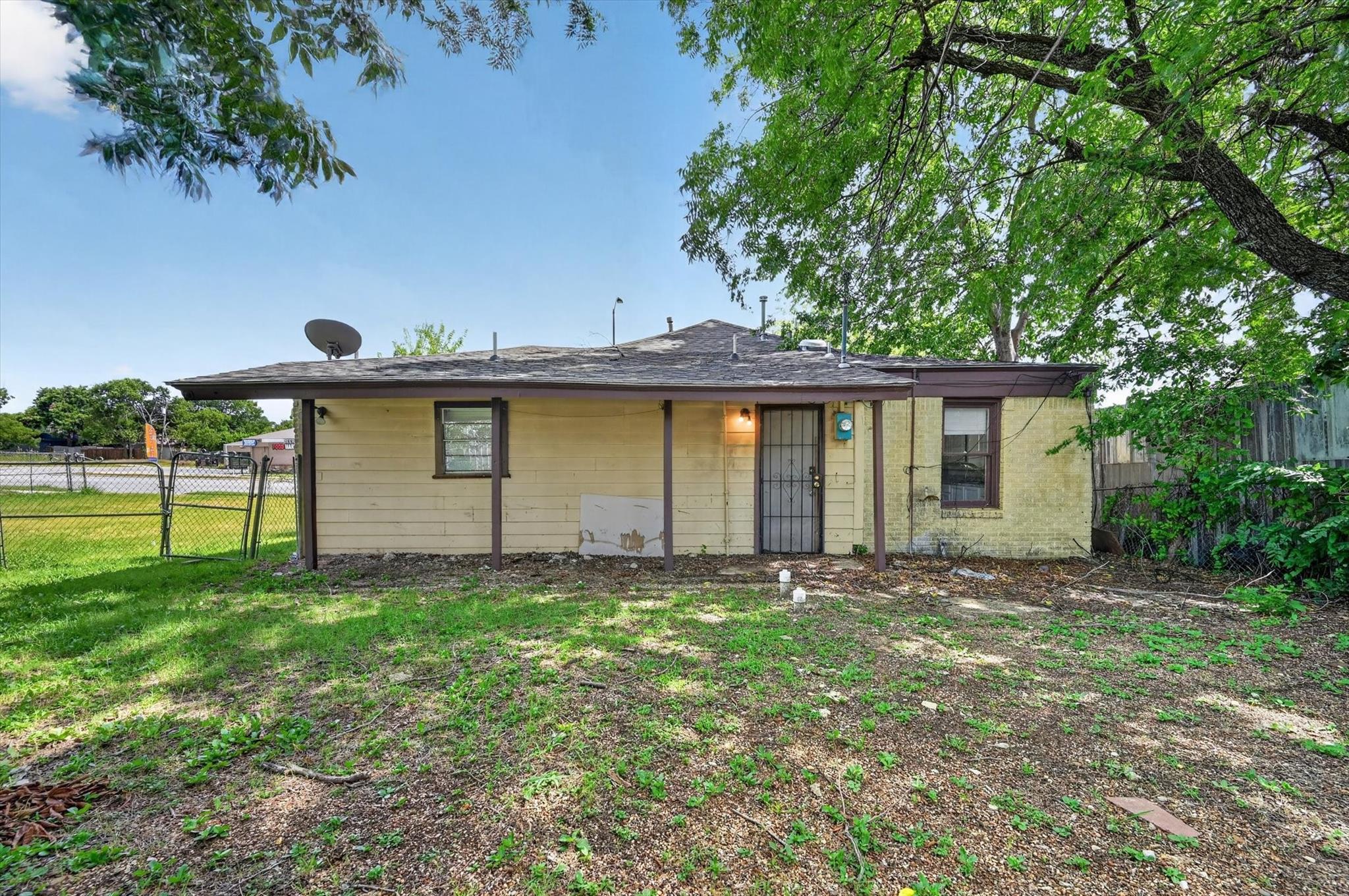 main property photo 34