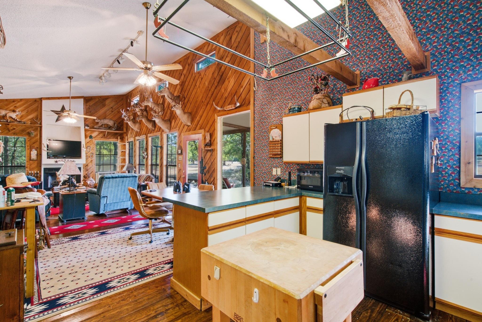 main property photo 34