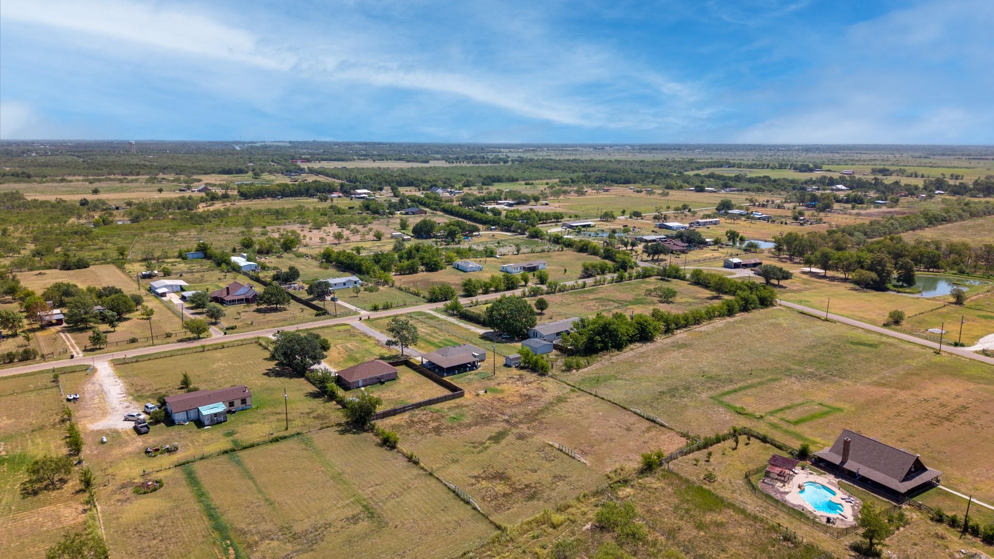 main property photo 28