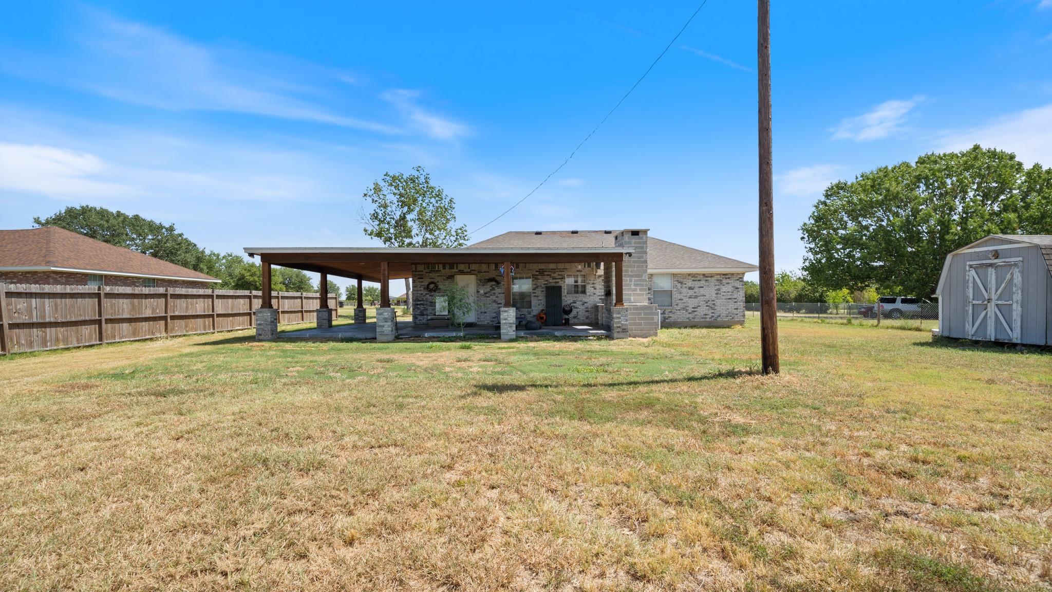 main property photo 31