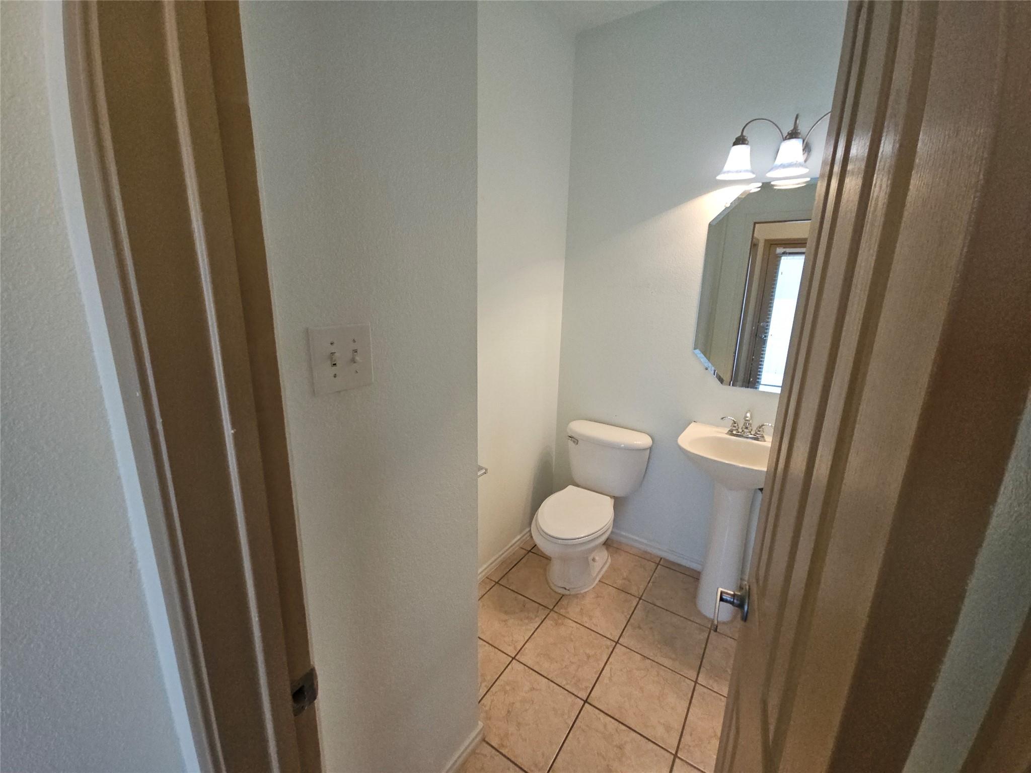 main property photo 9